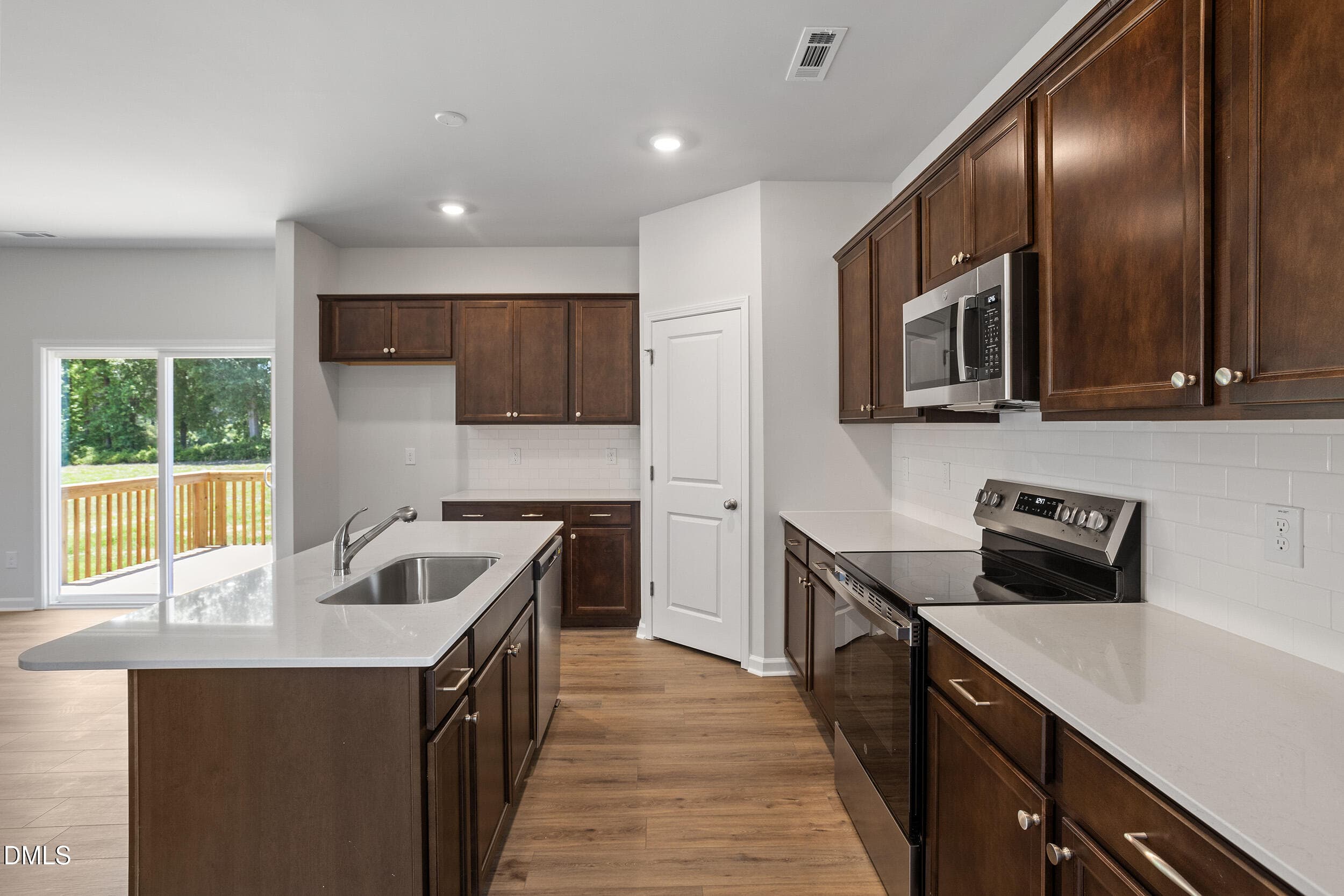 FMWeb15 - 94 Harriette Court 70, Lillington, NC 27546