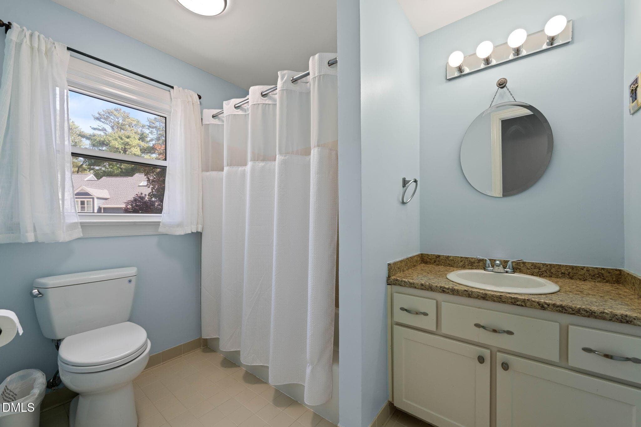 Hall Bath second floor - 7605 Wellesley Park N, Raleigh, NC 27615, Raleigh