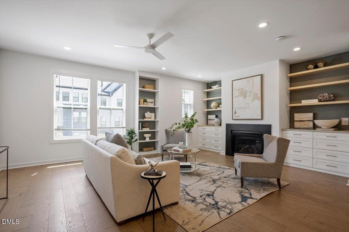 Custom Owner-Added Built-Ins - 6419 Tanner Oak Lane, Raleigh, NC 27613, Raleigh