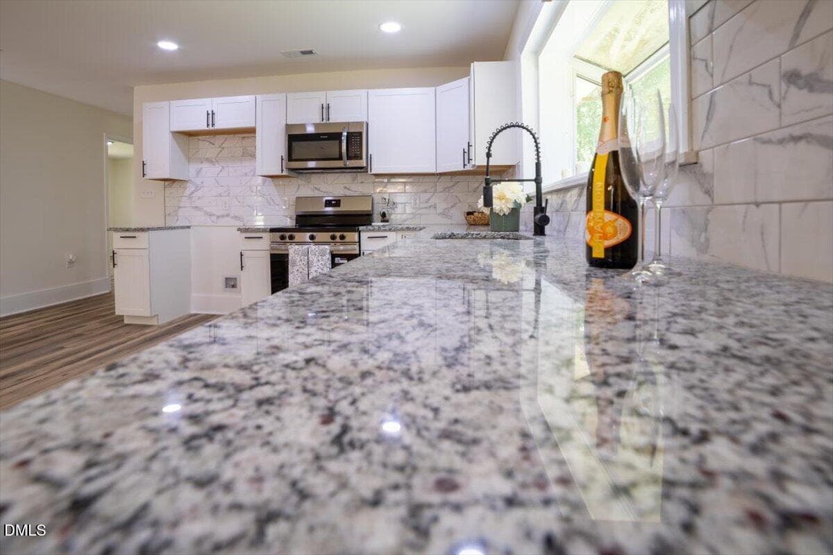 21-MV0A3218-HDR - 906 Circle Drive, Creedmoor, NC 27522