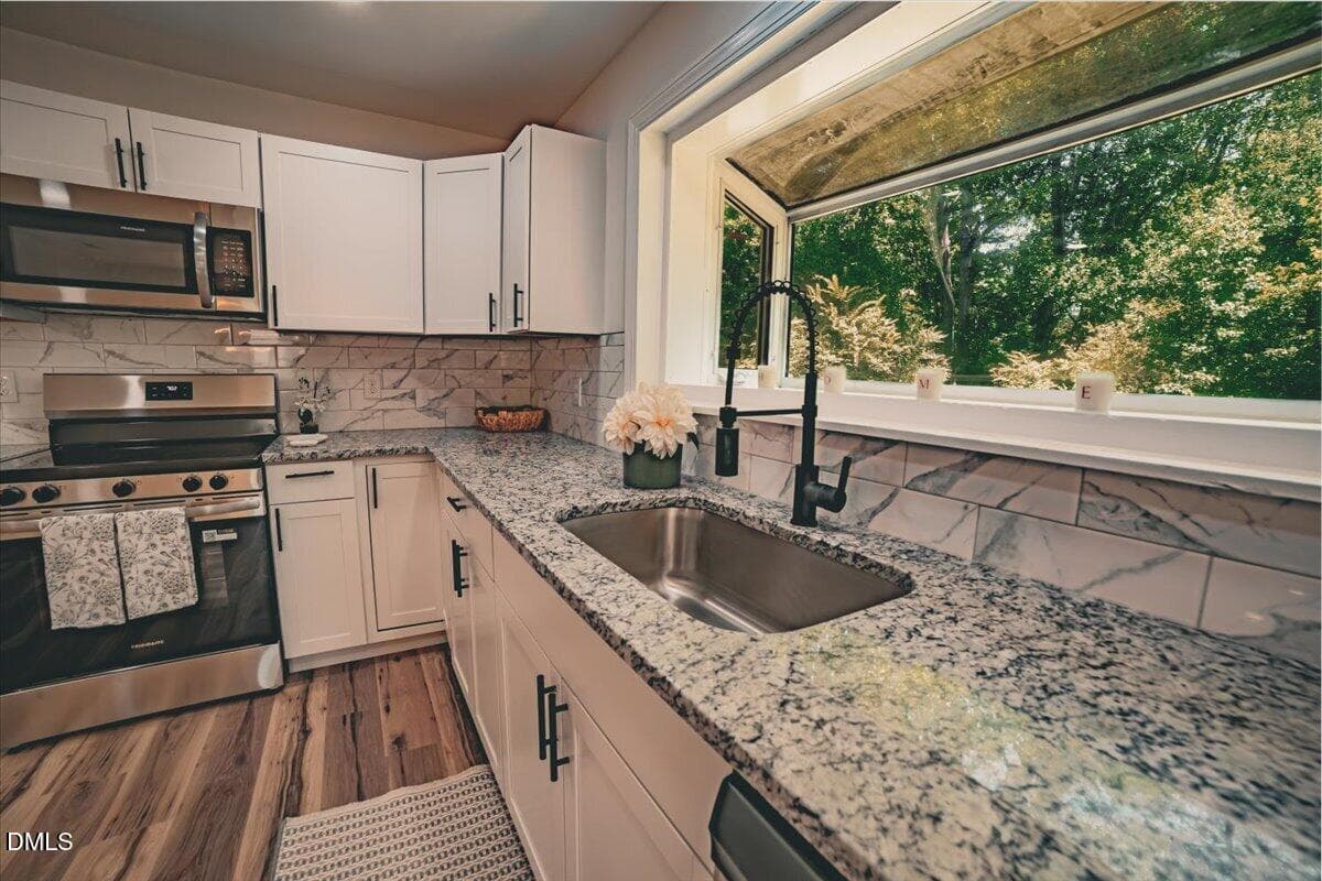 22-MV0A3223-HDR - 906 Circle Drive, Creedmoor, NC 27522