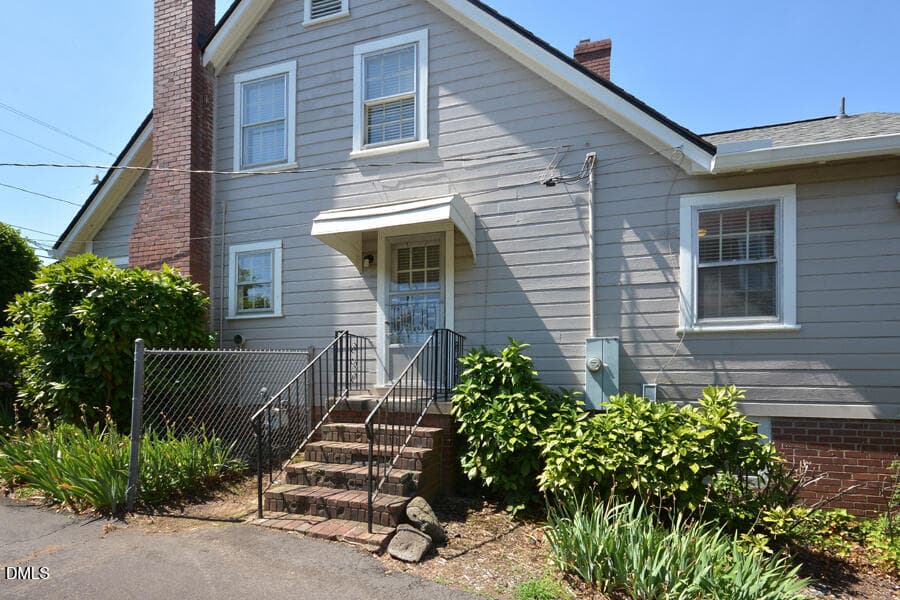 28- Exterior right door steps - 1814 Chapel Hill Road, Durham, NC 27707, Durham