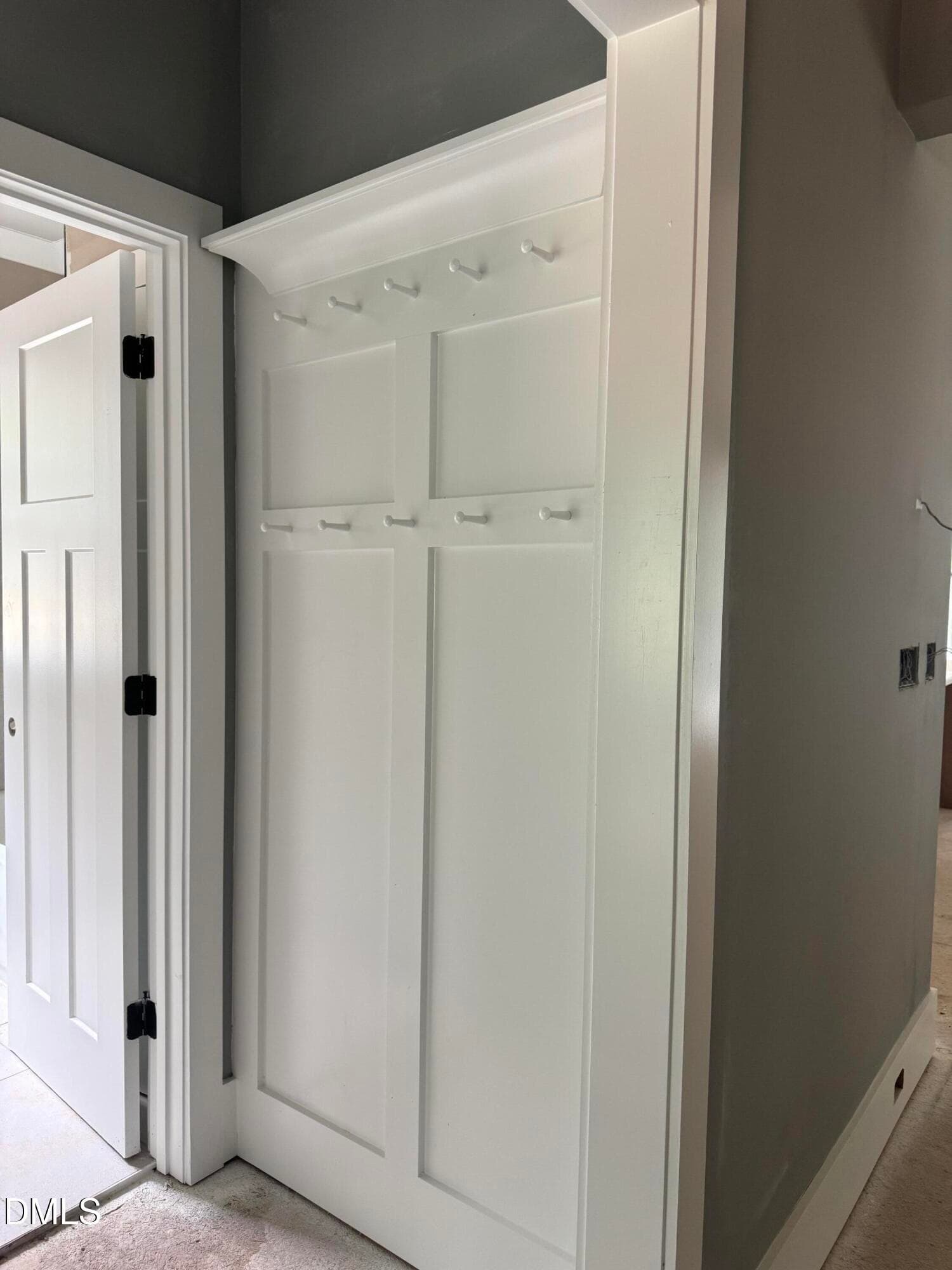 Custom Detailing - 935 Lynch Road, Selma, NC 27576