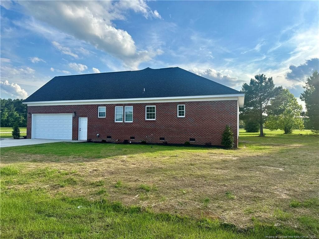 Photo 2 - 18 Floral Springs Road, Lumberton, NC 28360