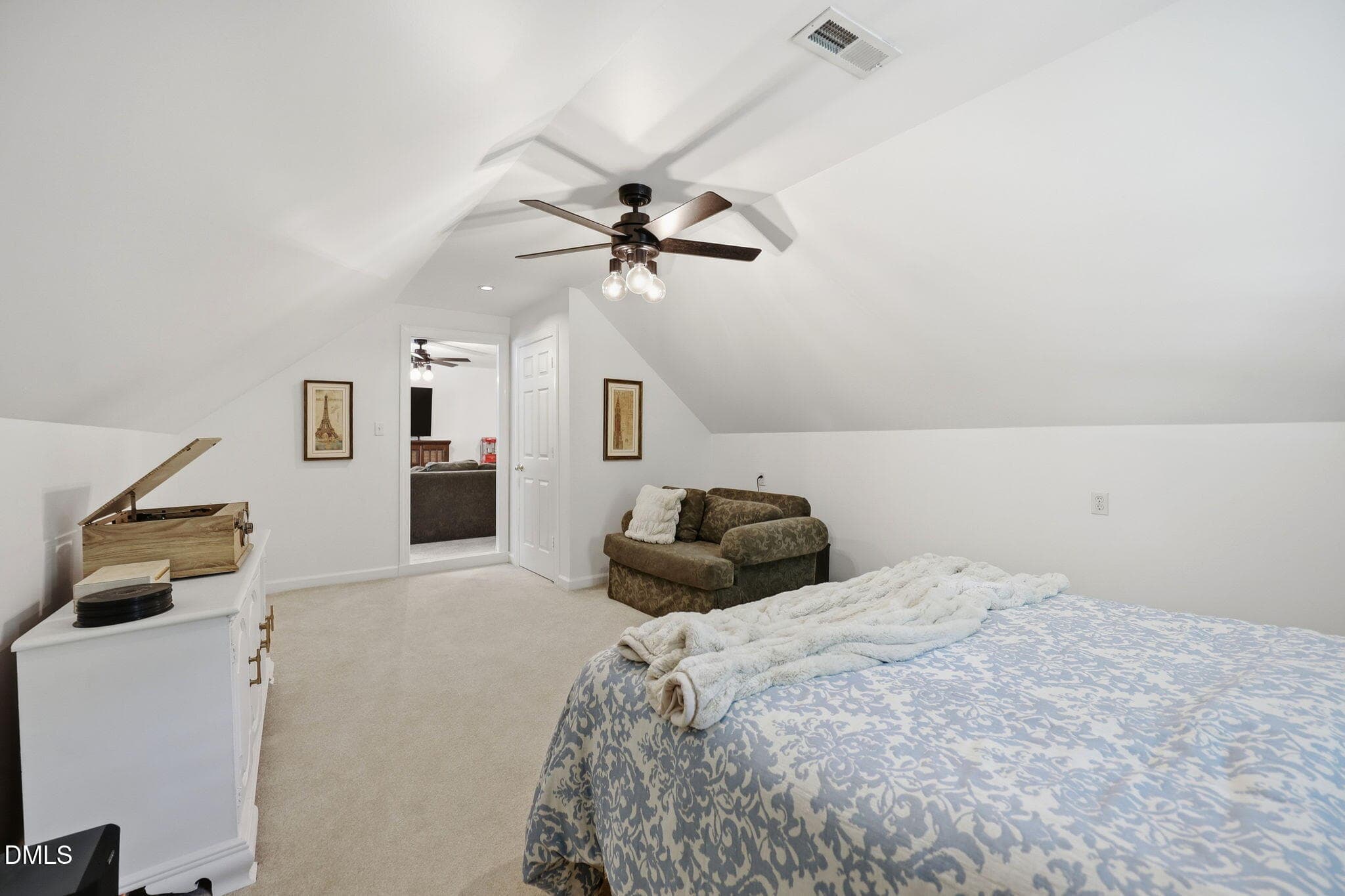 52-web-or-mls-IMG_2103 - 1008 Old Meetinghouse Way, Raleigh, NC 27615, Raleigh