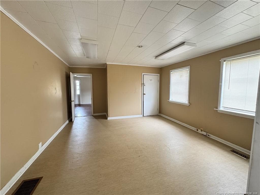 Photo 4 - 202 W Main Street W, Hamlet, NC 28345