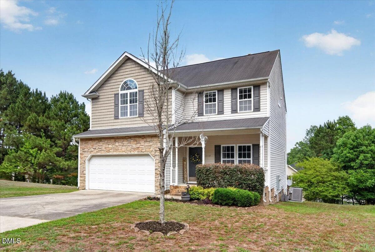 06-117RosalynnCourt_006 - 117 Rosalynn Court, Raleigh, NC 27610, Raleigh
