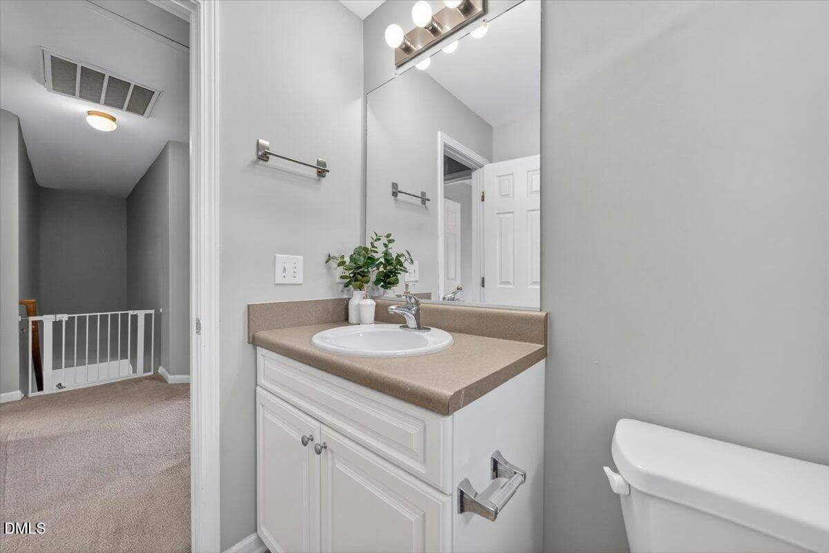 40-117RosalynnCourt_047 - 117 Rosalynn Court, Raleigh, NC 27610, Raleigh