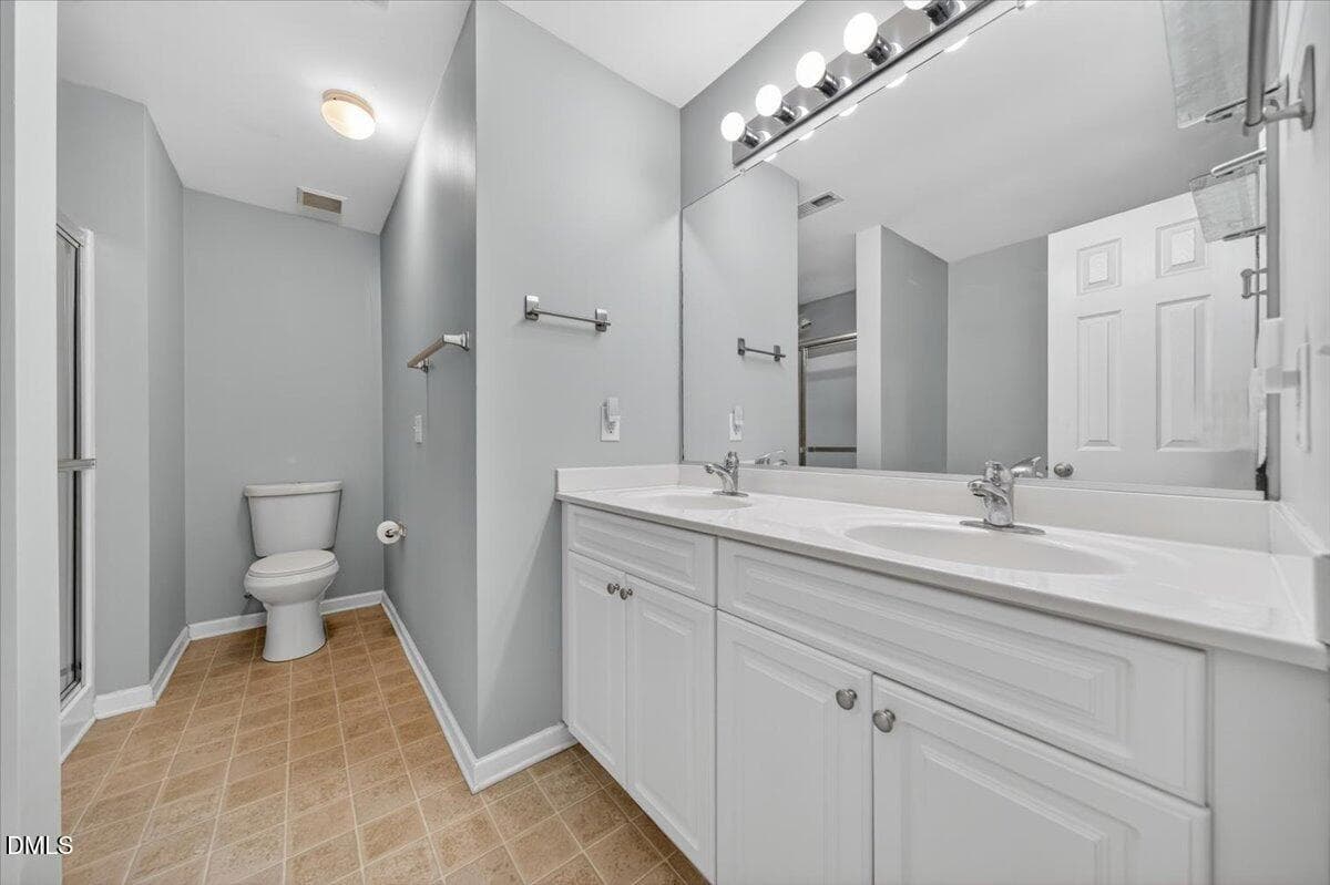 48-117RosalynnCourt_055 - 117 Rosalynn Court, Raleigh, NC 27610, Raleigh
