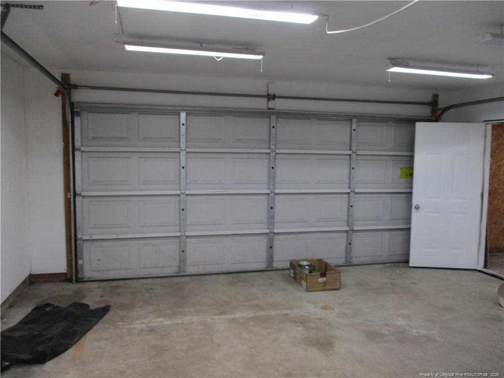 Garage - 2123 Pigeon River Road, Fayetteville, NC 28306, Fayetteville