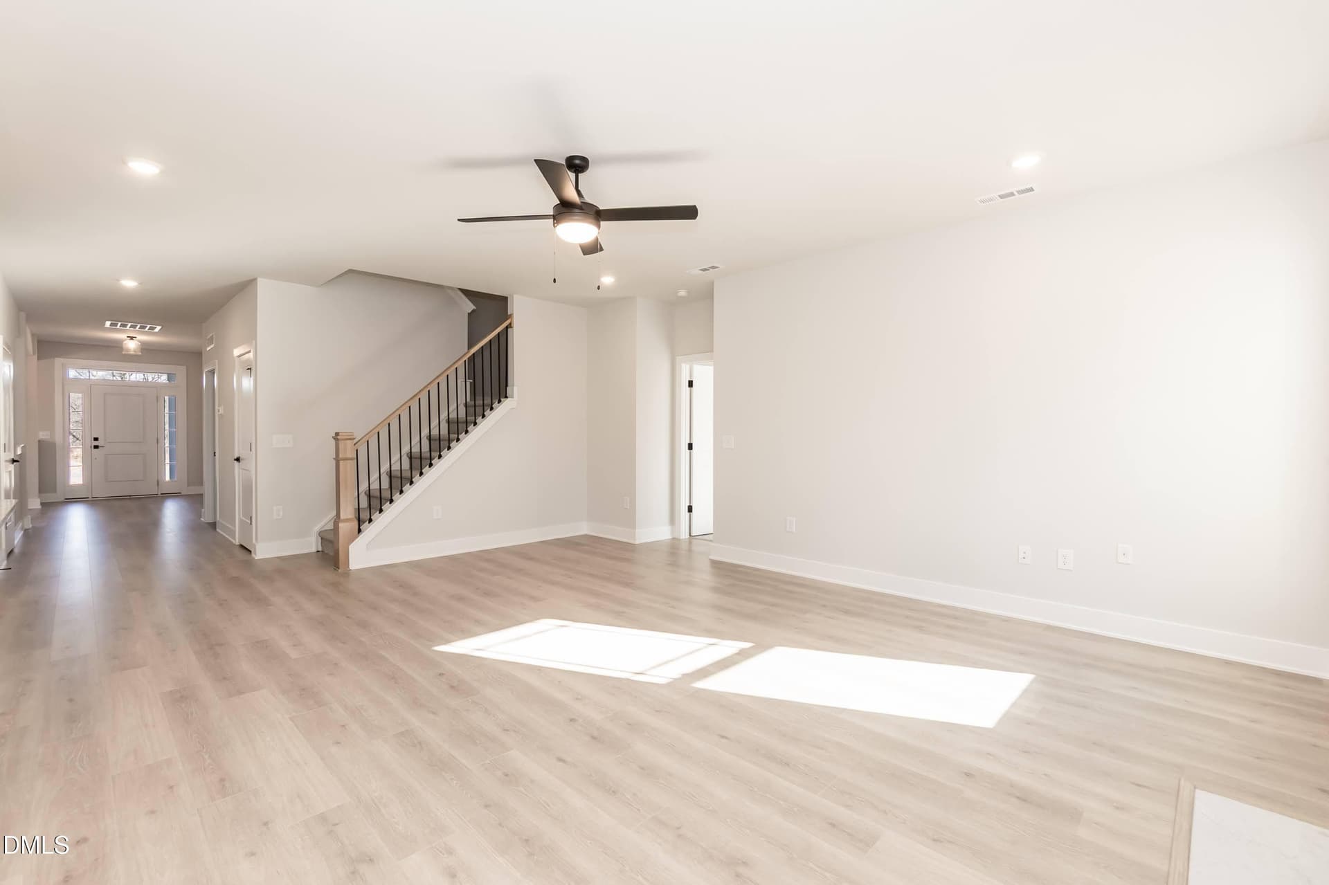 Living 01 - 270 Galway Road, Lillington, NC 27546