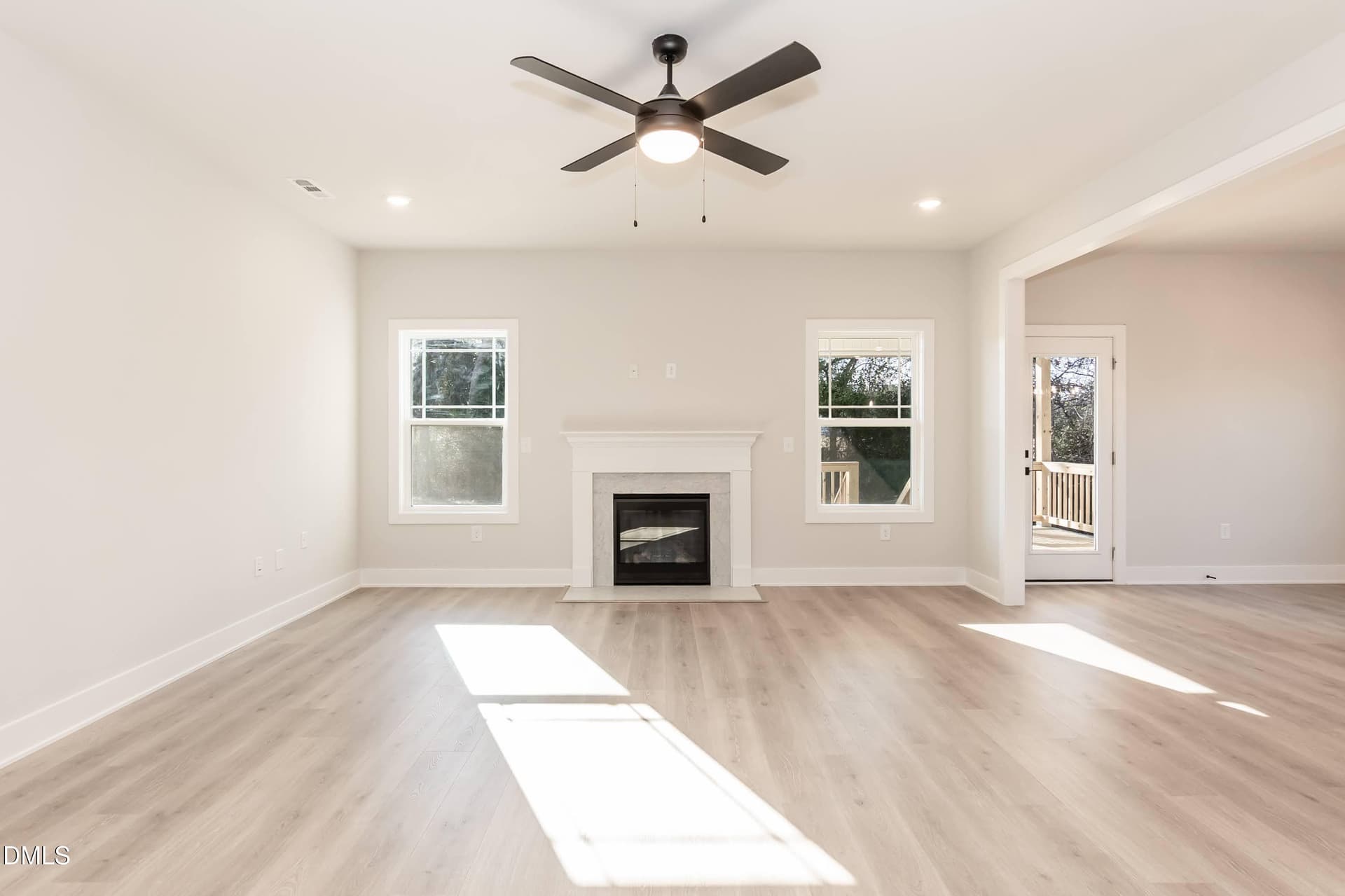 Living 02 - 270 Galway Road, Lillington, NC 27546