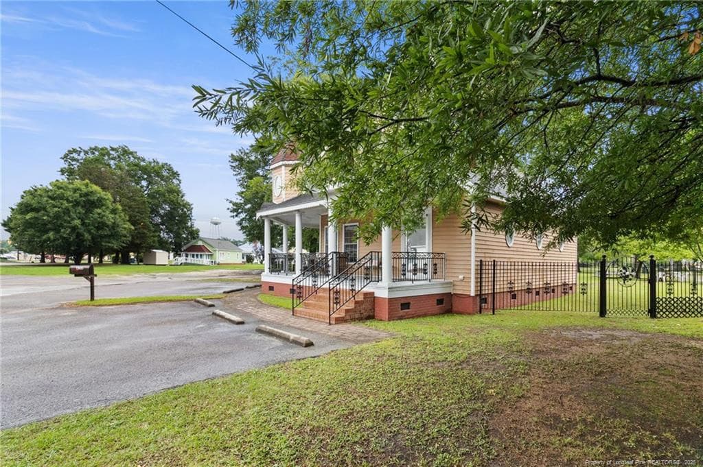430 S Main - 410 S Main Street, Laurinburg, NC 28352