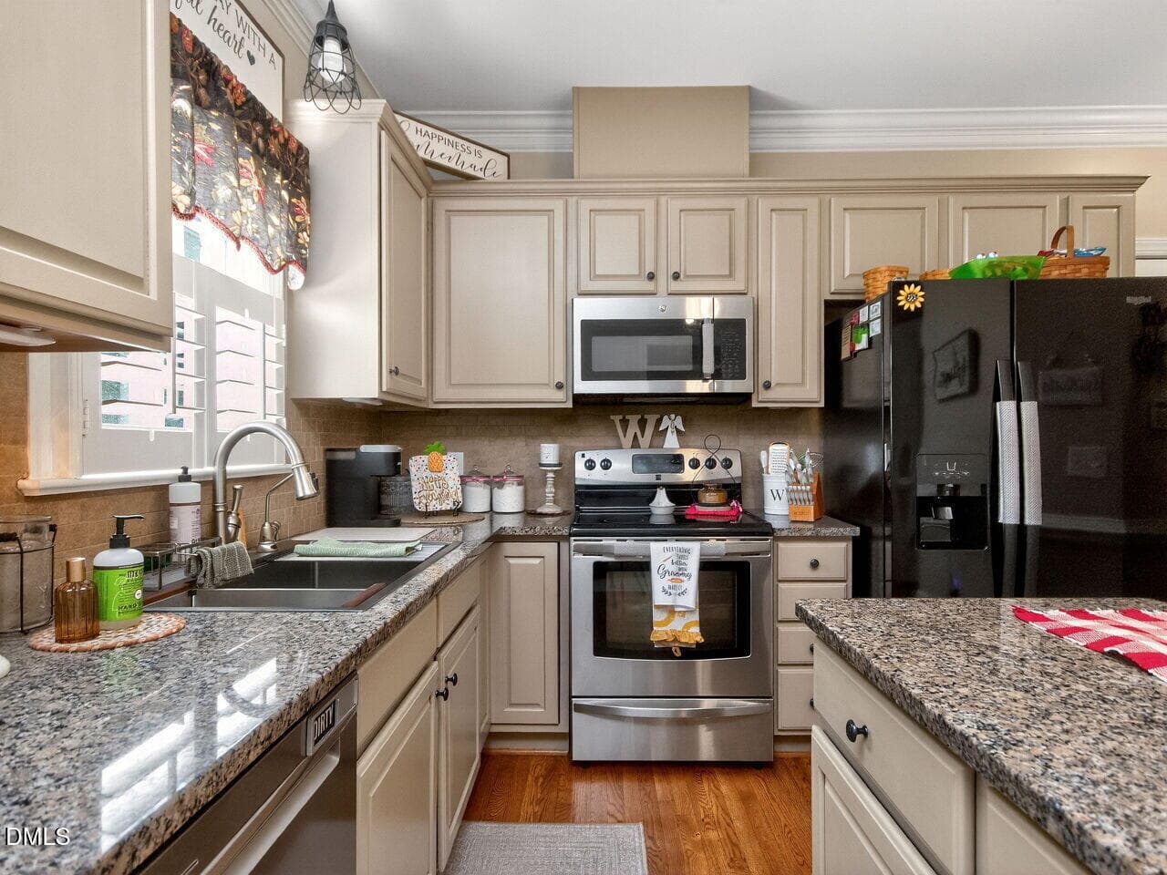 013-1280x960-photo - 3936 Lauriston Road, Raleigh, NC 27616, Raleigh