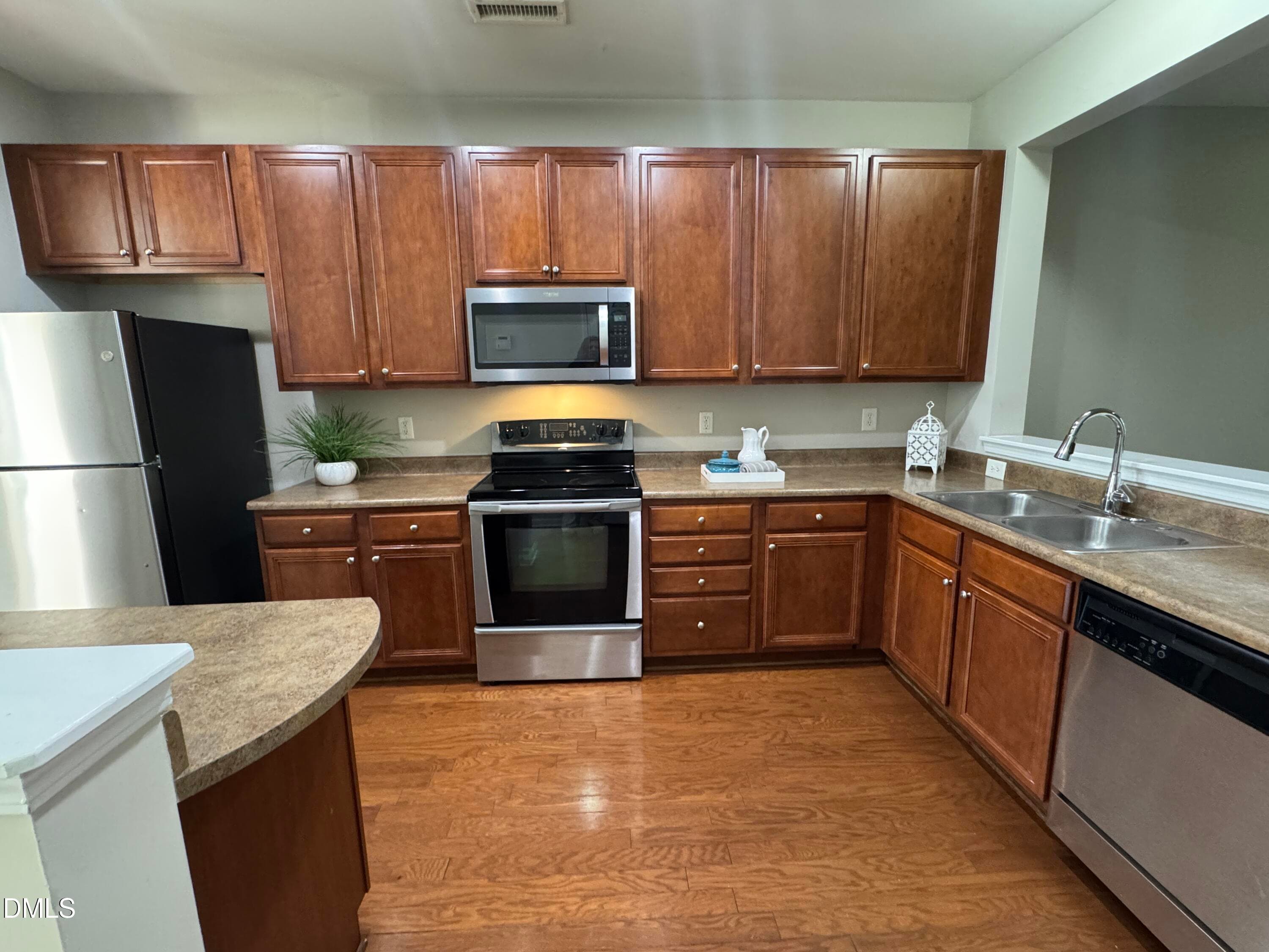 Kitchen - 6641 Clarksburg Place, Raleigh, NC 27616, Raleigh