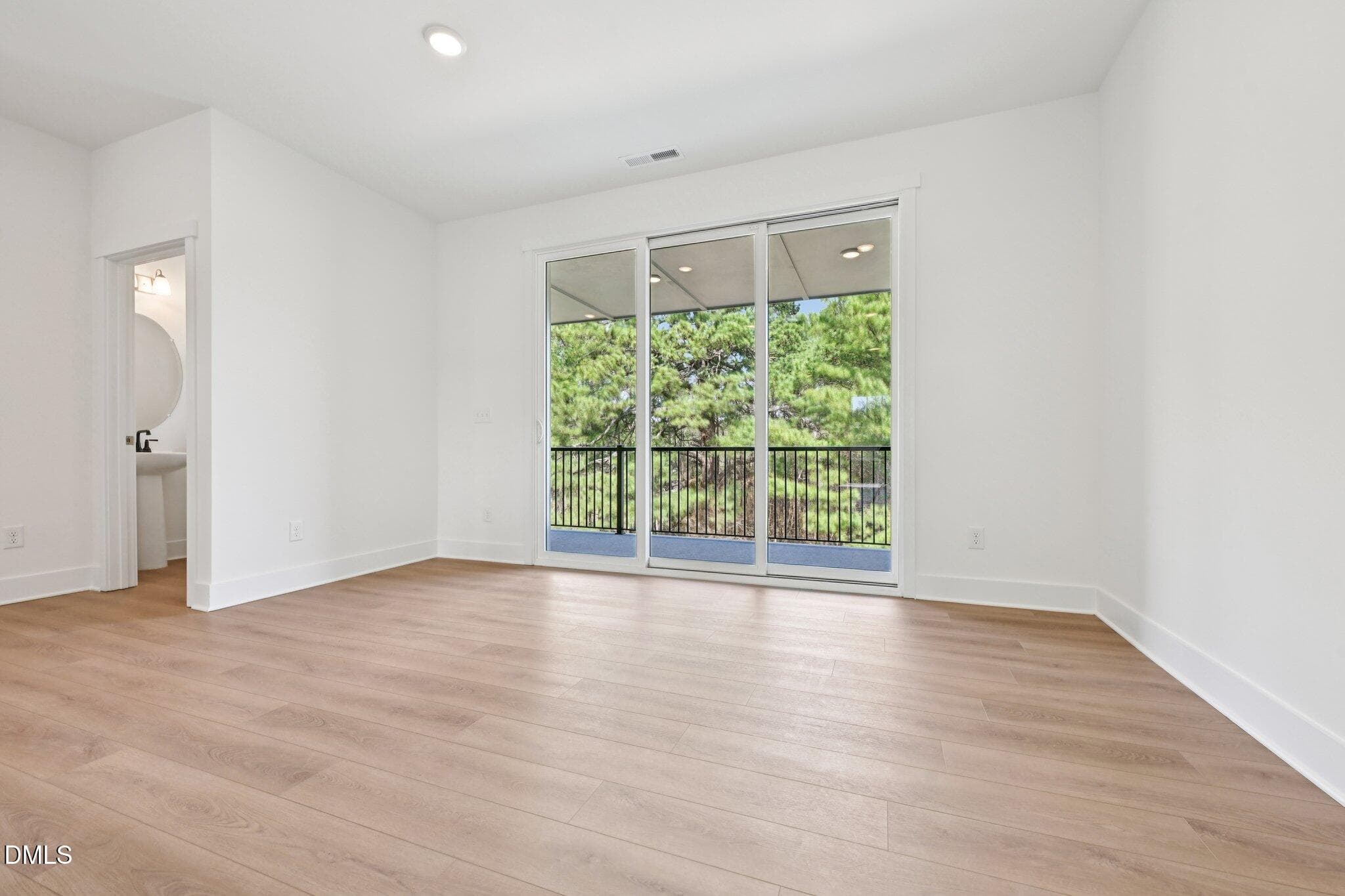 18-web-or-mls-Dunzo Dr-S1203-018 - 10923 Bayflower Way, Raleigh, NC 27617, Raleigh