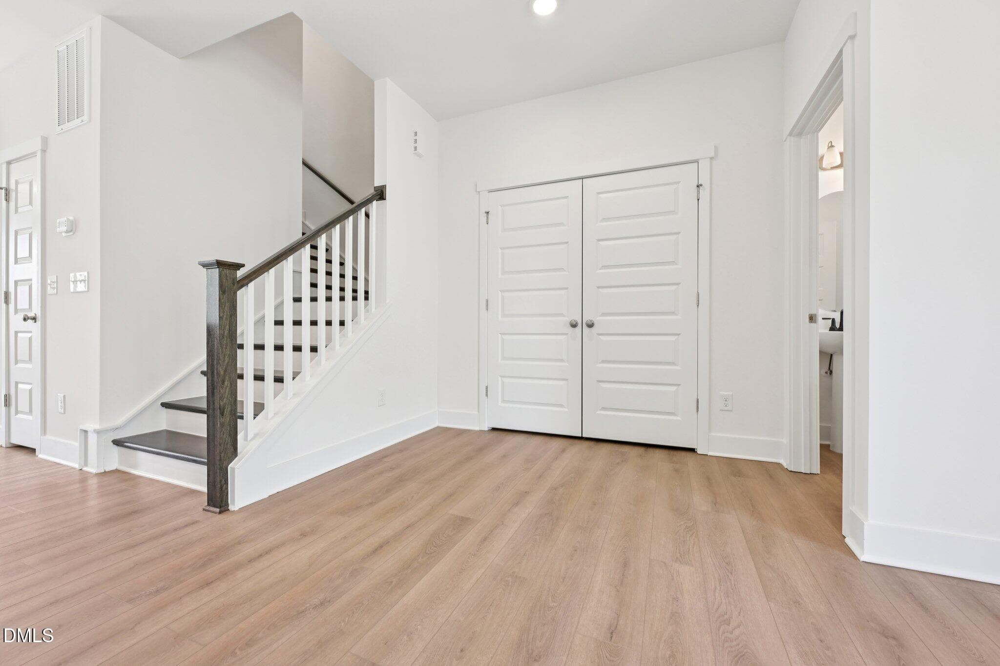20-web-or-mls-Dunzo Dr-S1203-020 - 10923 Bayflower Way, Raleigh, NC 27617, Raleigh