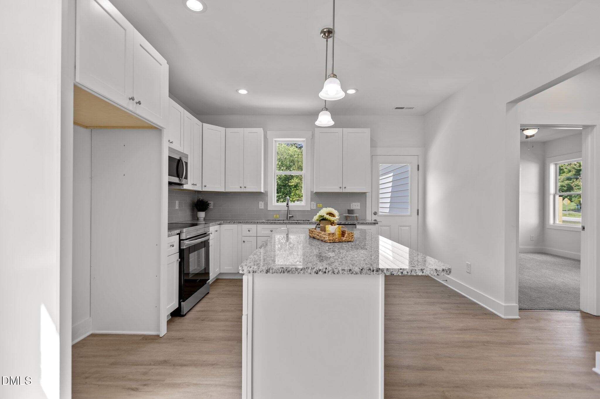 Copy of Copy of 10-web-or-mls-2N6A1476 - 606 E Granville Street, Dunn, NC 28334