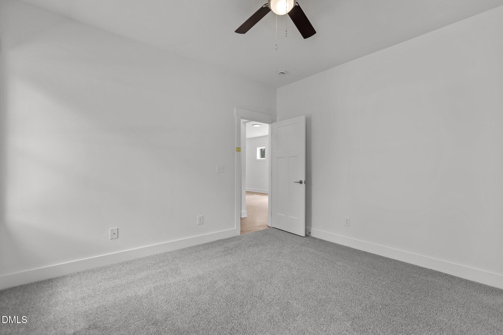 Copy of Copy of 17-web-or-mls-2N6A1497 - 606 E Granville Street, Dunn, NC 28334