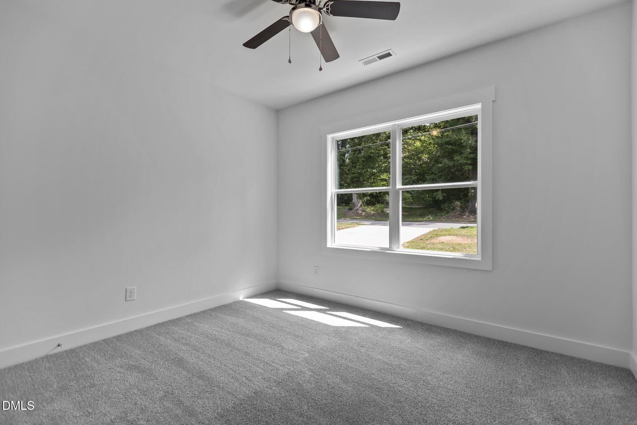 Copy of Copy of 26-web-or-mls-2N6A1527 - 606 E Granville Street, Dunn, NC 28334