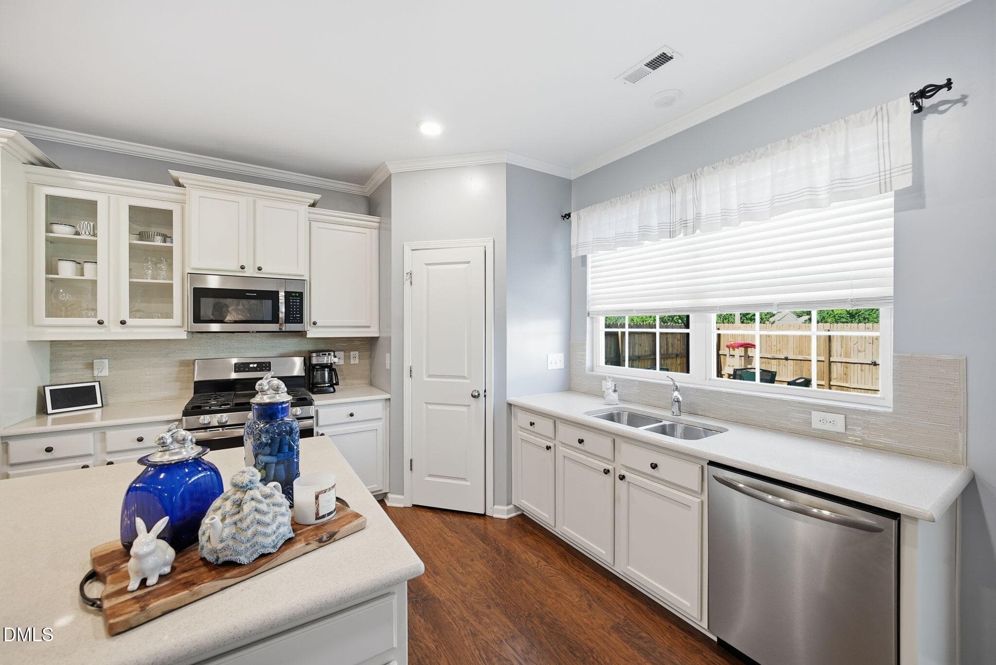 8-web-or-mls-DSC00928 - 636 Hiddenbrook Drive, Durham, NC 27703, Durham