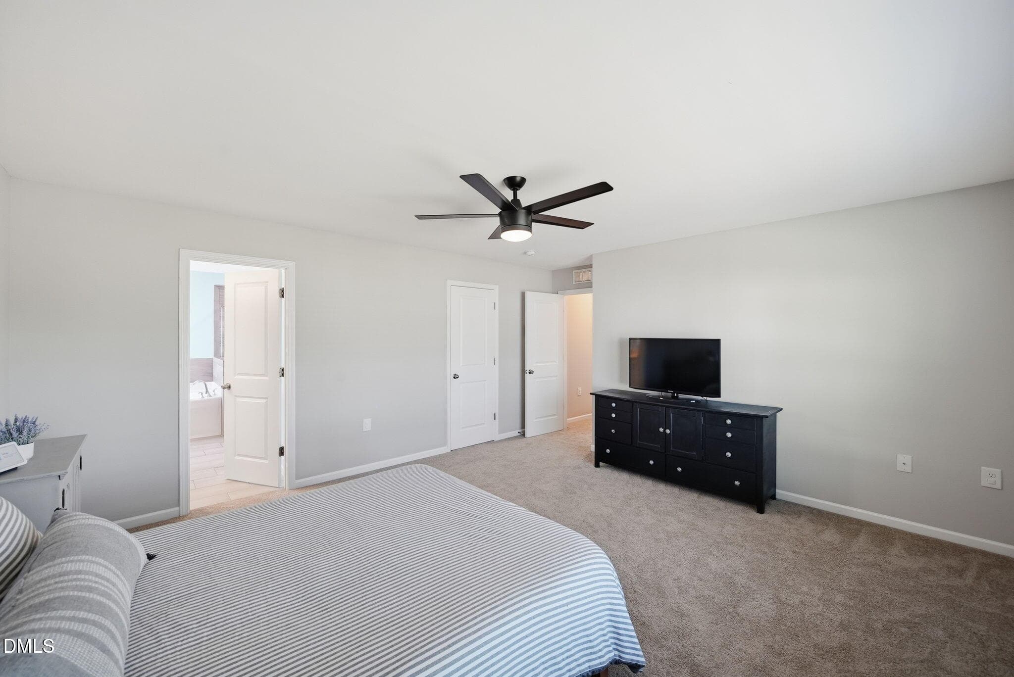 27-web-or-mls-DSC01009 - 636 Hiddenbrook Drive, Durham, NC 27703, Durham