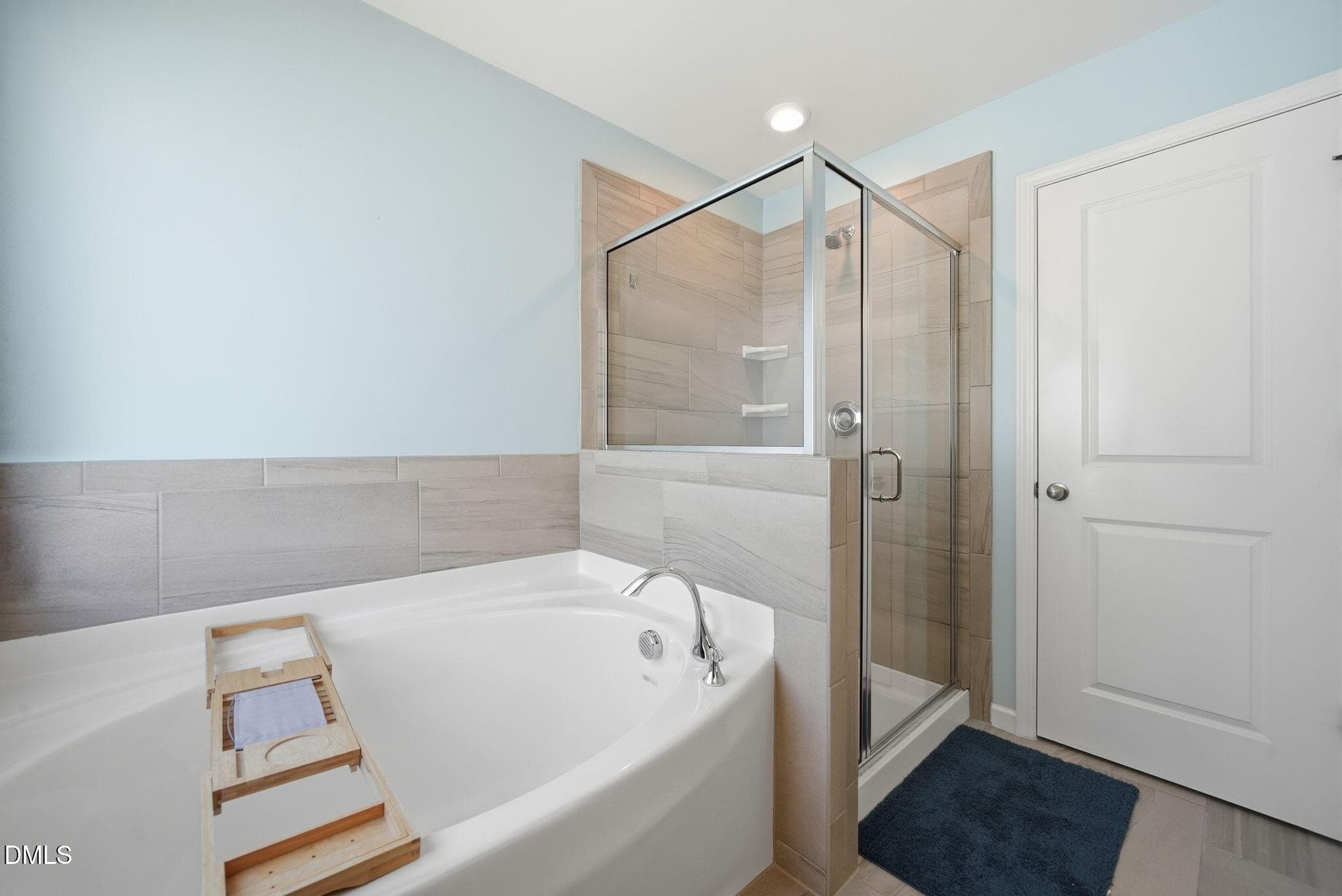 29-web-or-mls-DSC01018 - 636 Hiddenbrook Drive, Durham, NC 27703, Durham