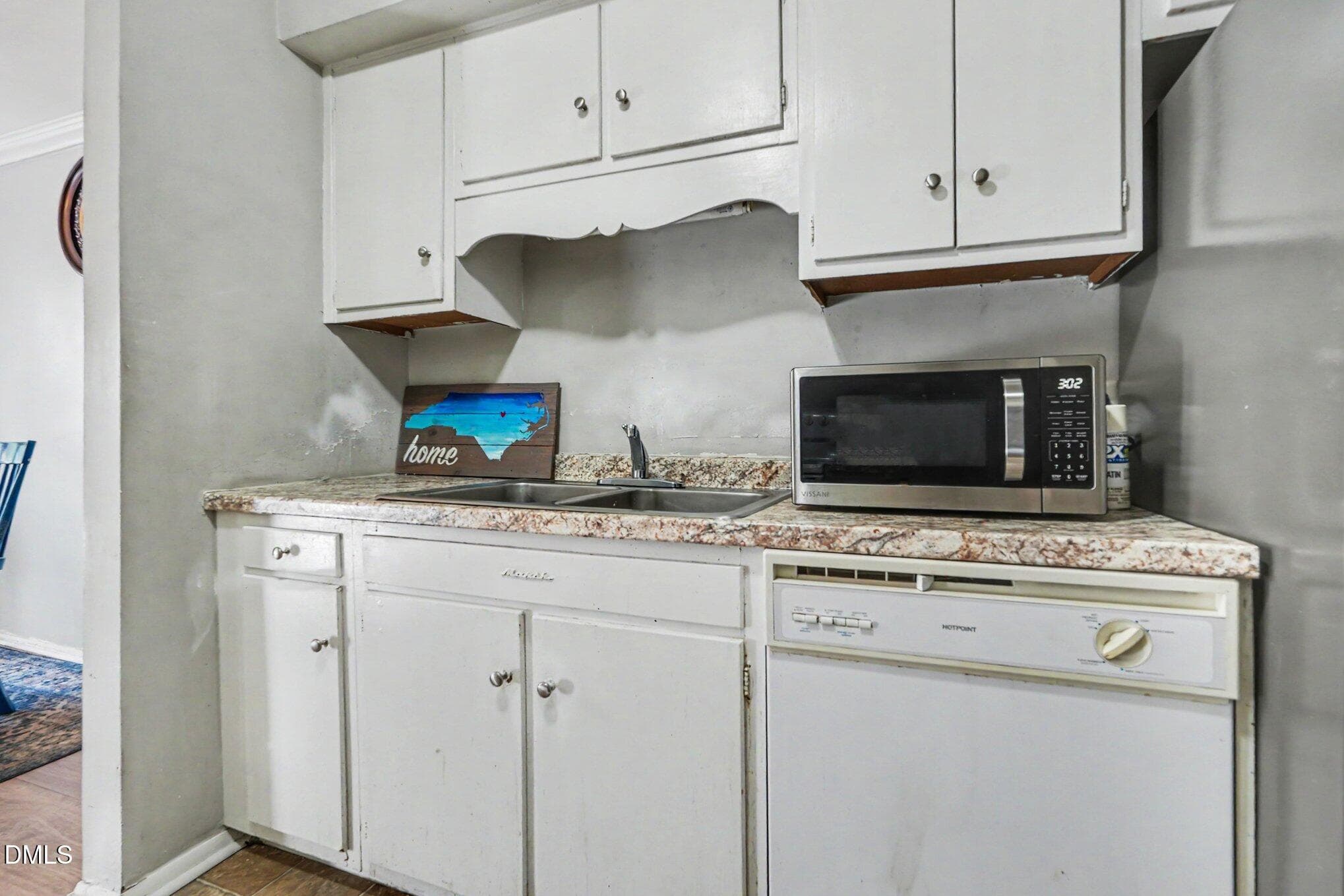 Kitchen - 1231 Teakwood Place, Raleigh, NC 27606, Raleigh