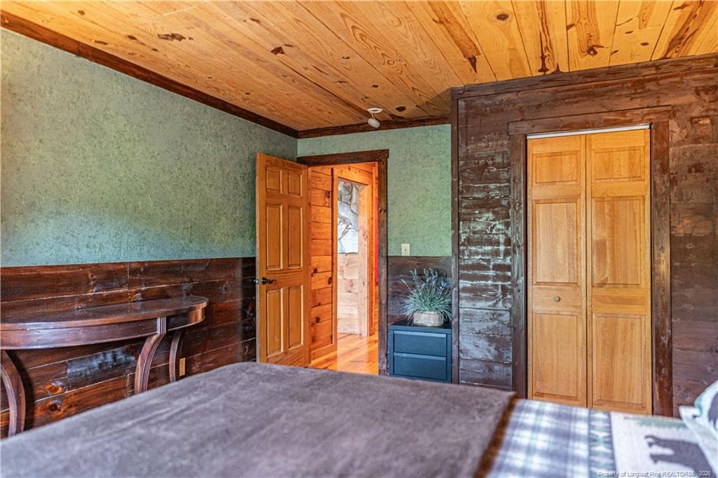 Photo 9 - 105 Lakewood Drive, Aberdeen, NC 28315