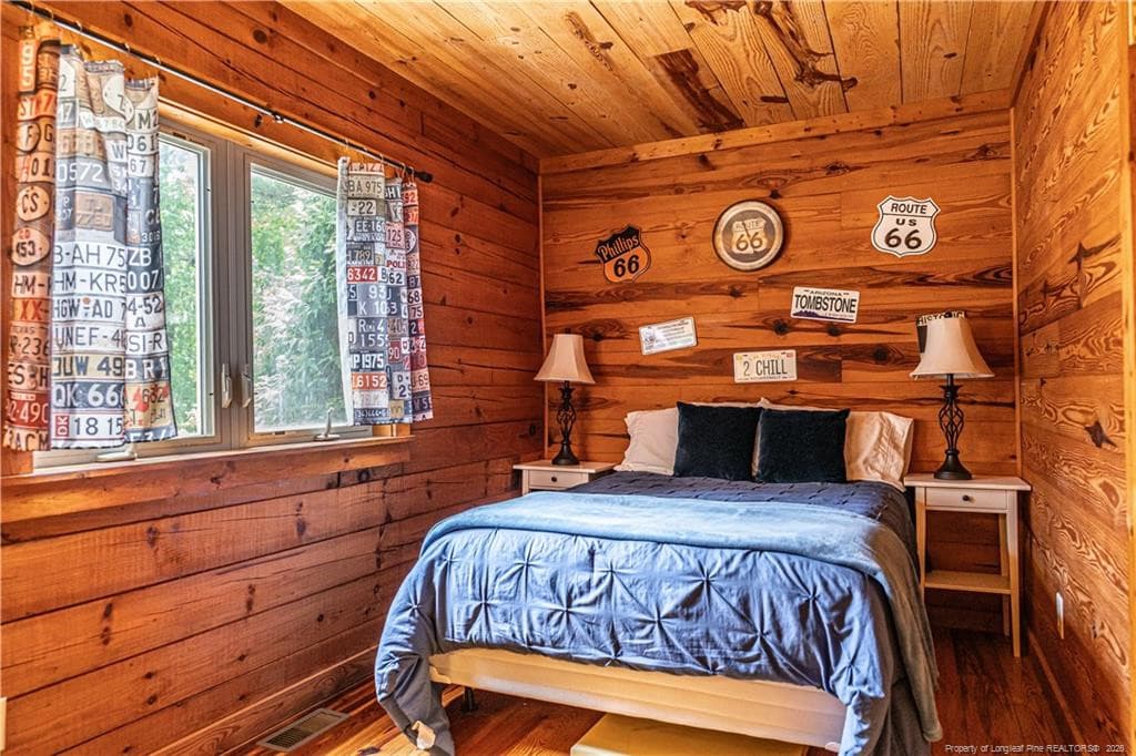Photo 10 - 105 Lakewood Drive, Aberdeen, NC 28315