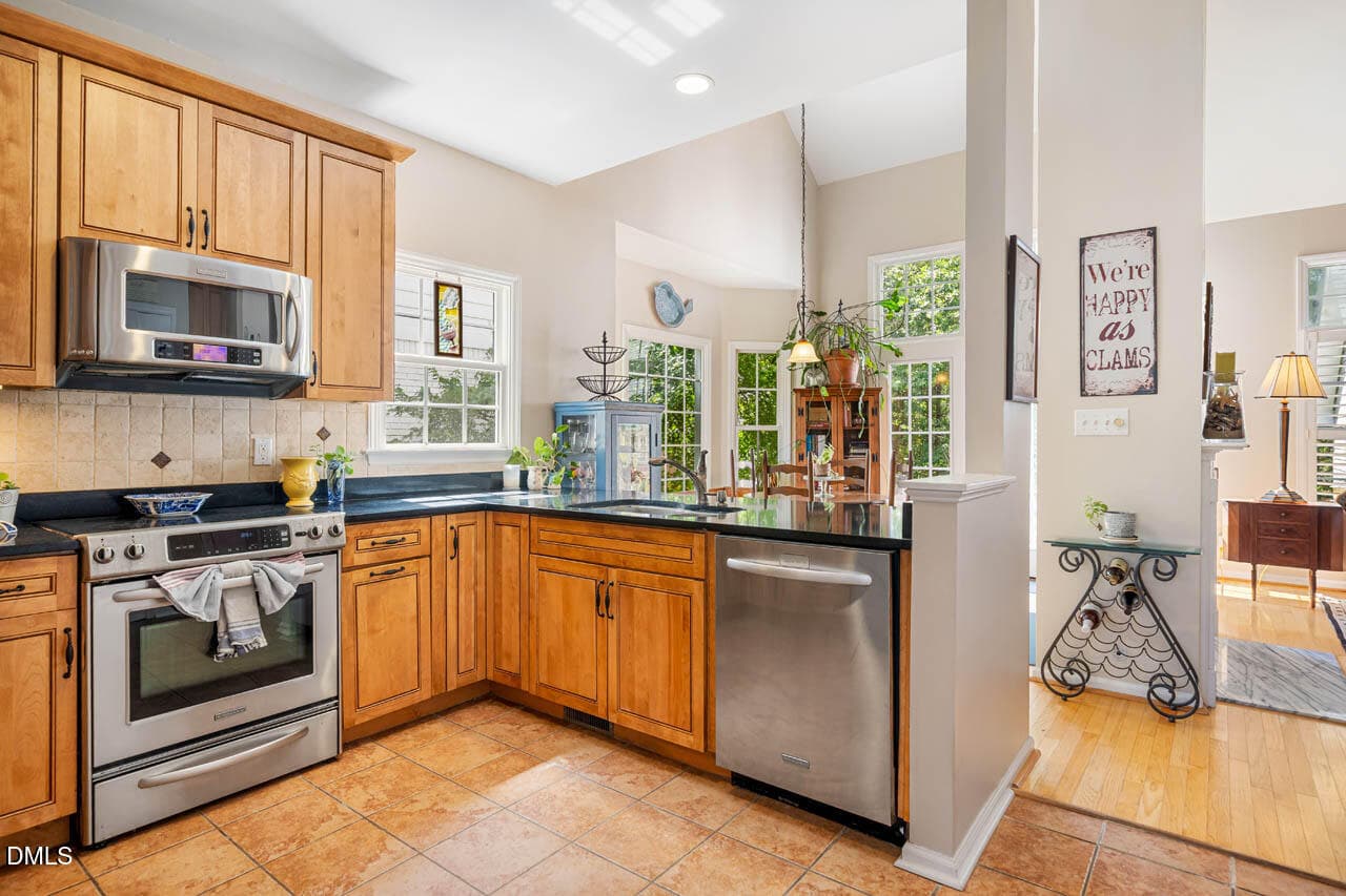 107CumberlandGreenDr-23 - 107 Cumberland Green Drive, Cary, NC 27513, Cary