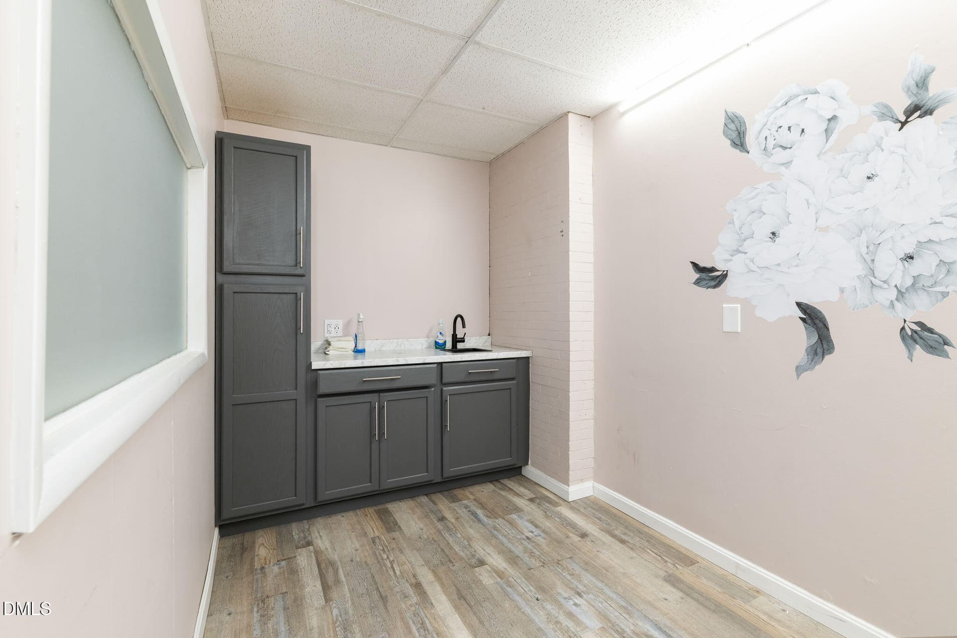 Kitchenette - 101 S Garnett Street, Henderson, NC 27536