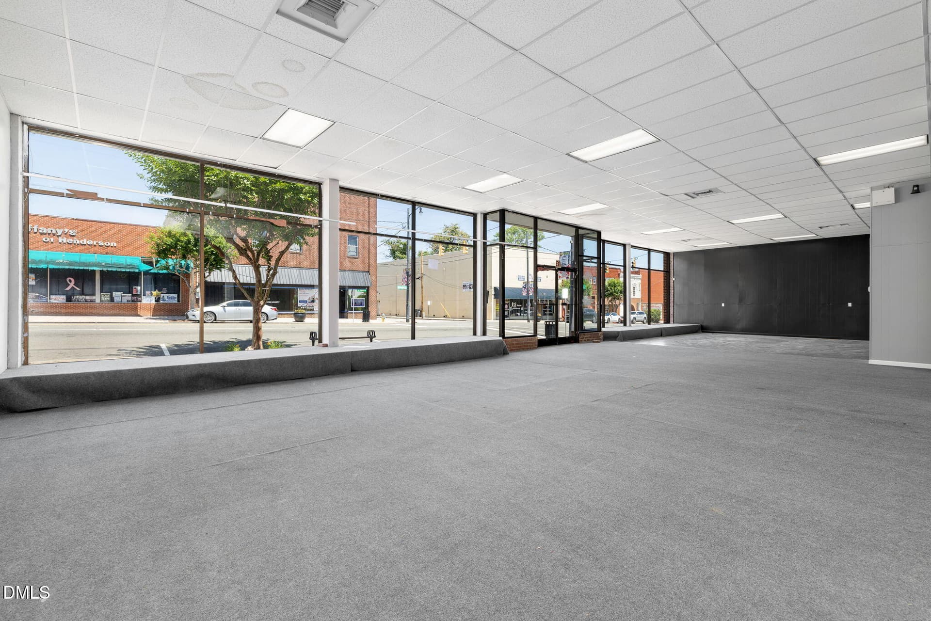 Main Room - 101 S Garnett Street, Henderson, NC 27536