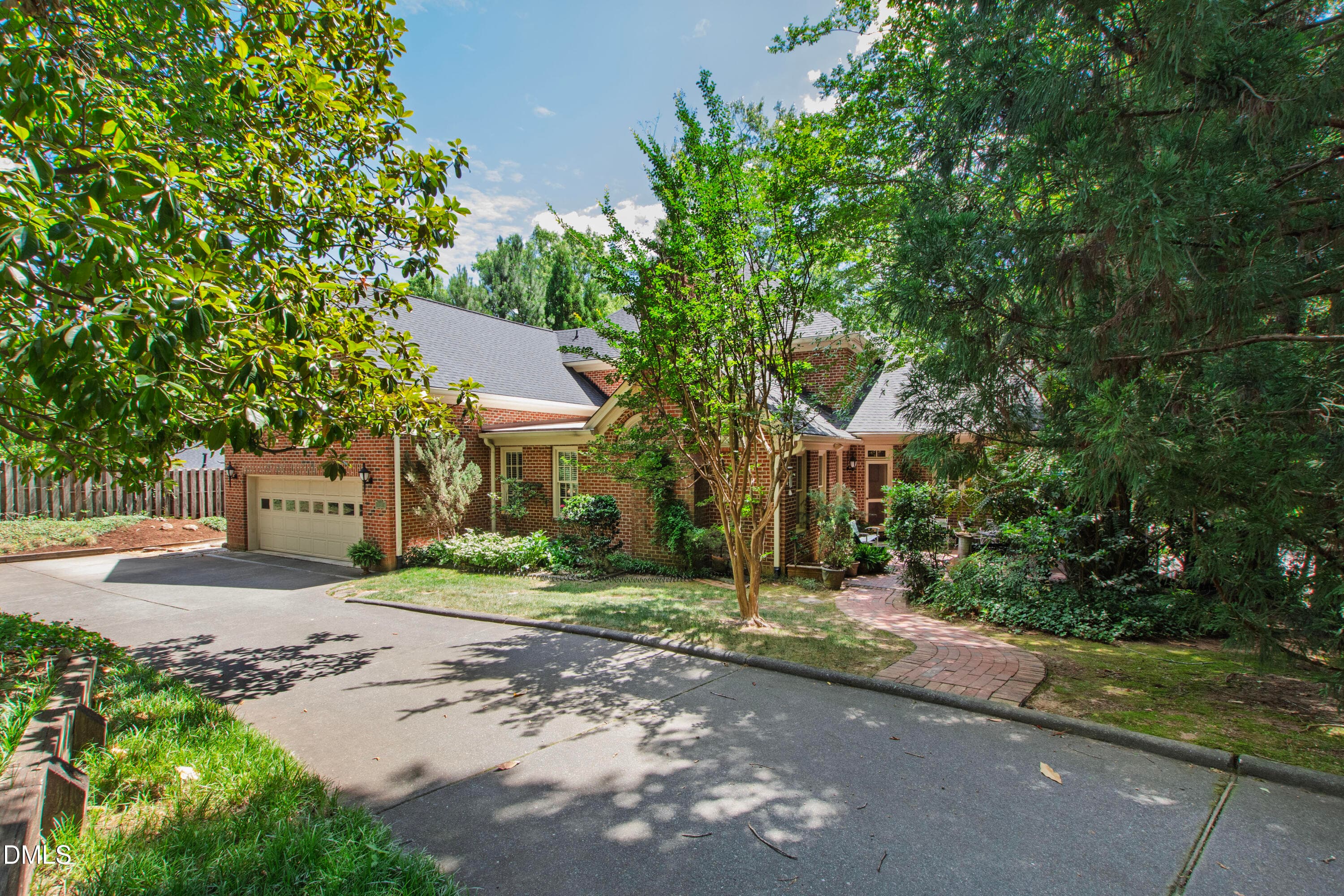 Lubbock (71) - 3708 Lubbock Drive, Raleigh, NC 27612, Raleigh