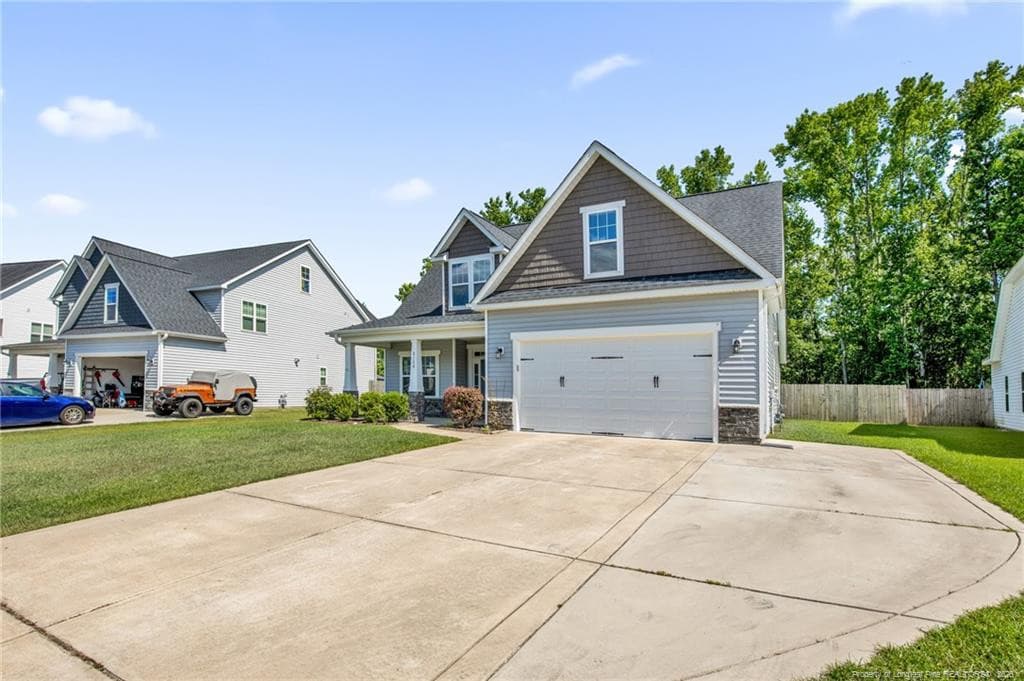 Photo 2 - 2128 Mannington Drive, Fayetteville, NC 28306, Fayetteville