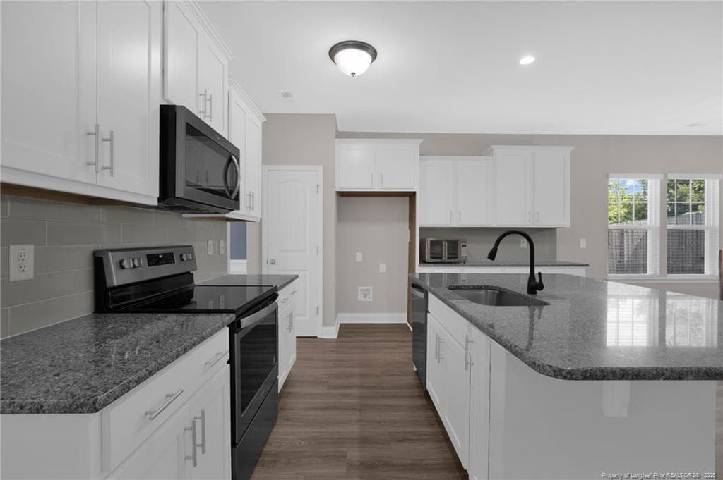 Photo 18 - 2128 Mannington Drive, Fayetteville, NC 28306, Fayetteville