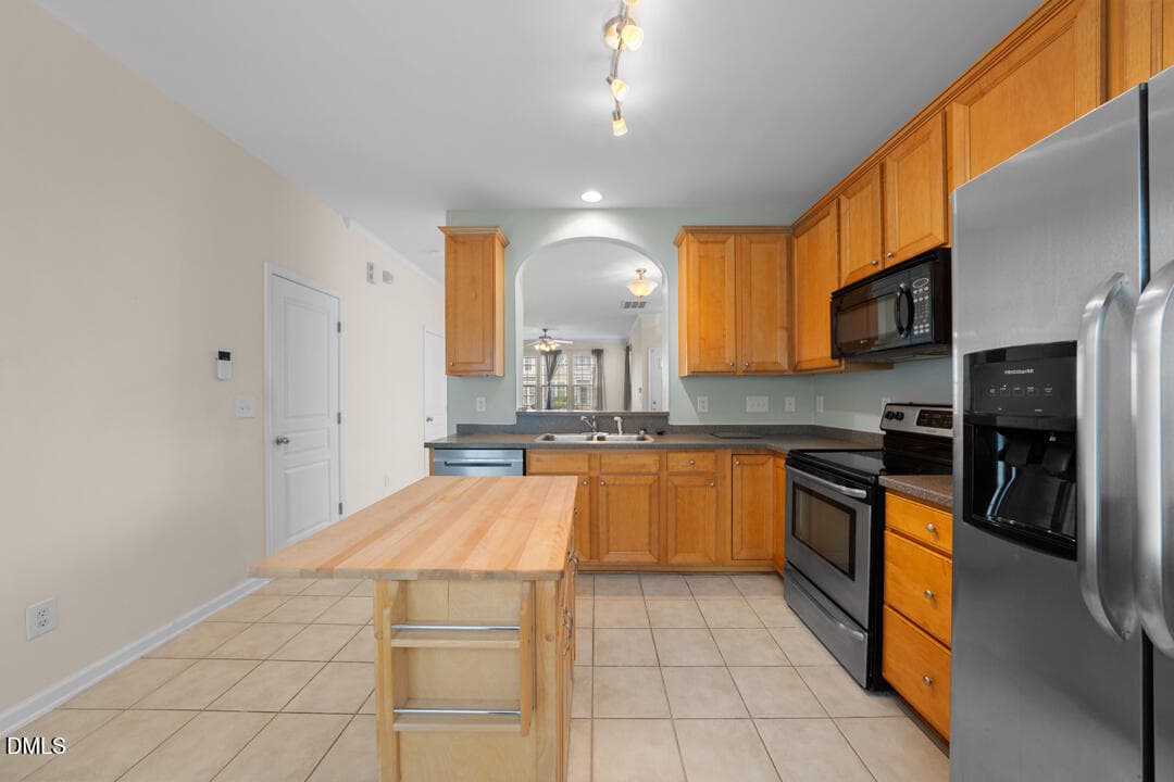 DSC09786 - 7831 Silverthread Lane, Raleigh, NC 27617