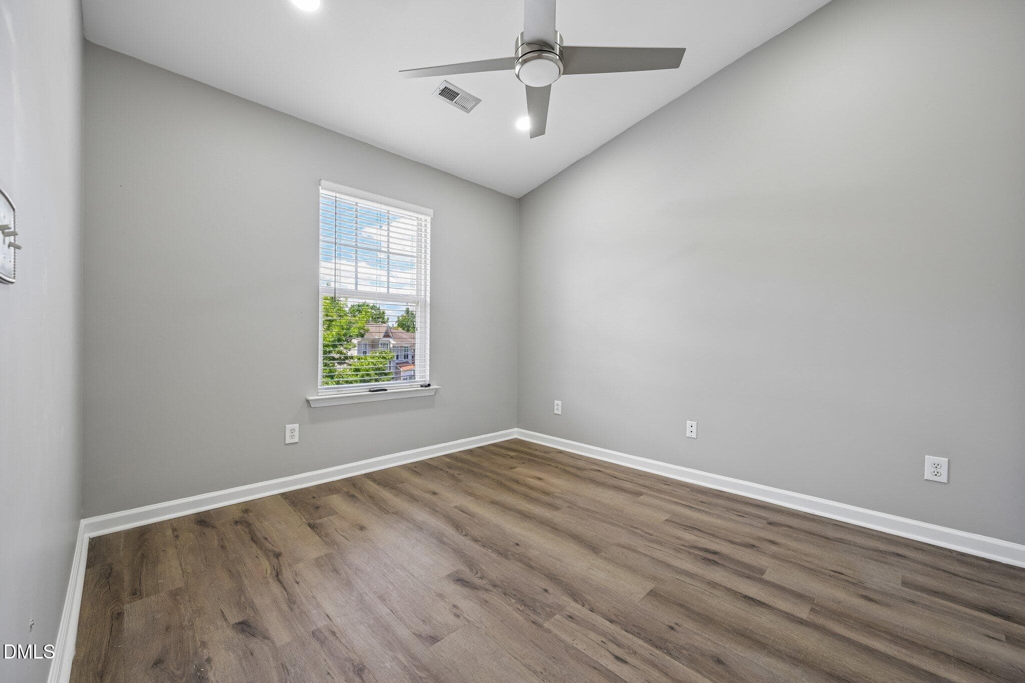33-web-or-mls-Canemount Dr-S0406-033 - 11822 Canemount Street, Raleigh, NC 27614, Raleigh