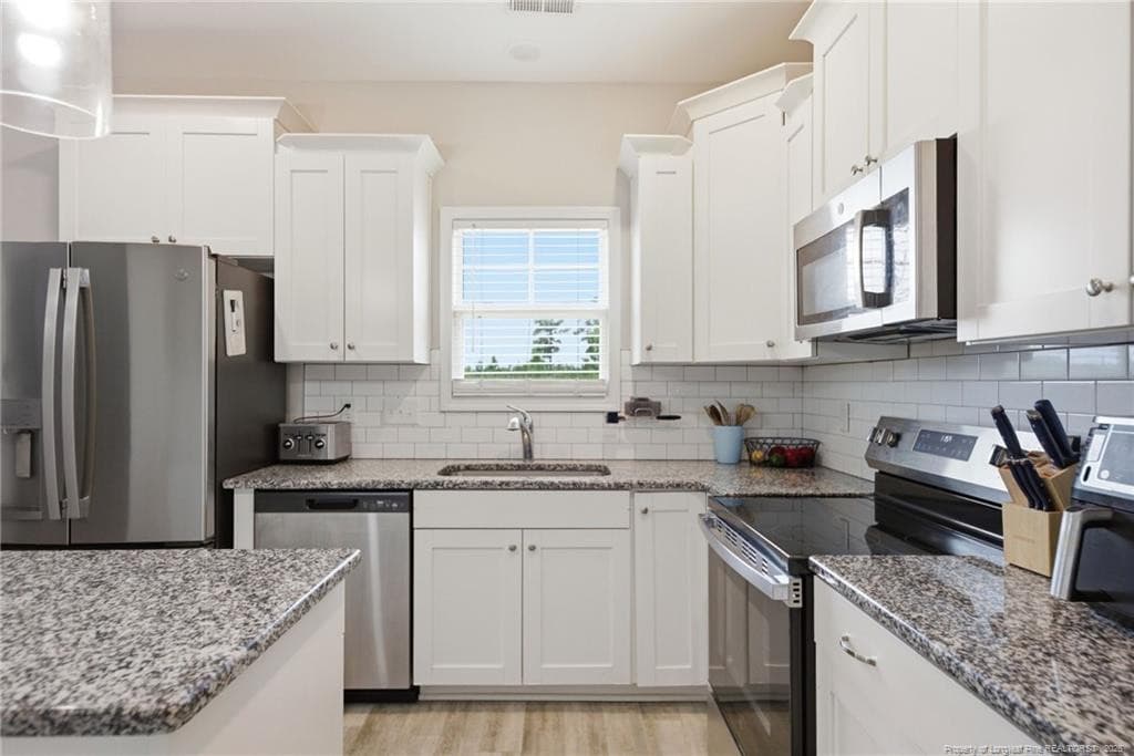 Photo 9 - 708 Walker Road, Bunnlevel, NC 28323