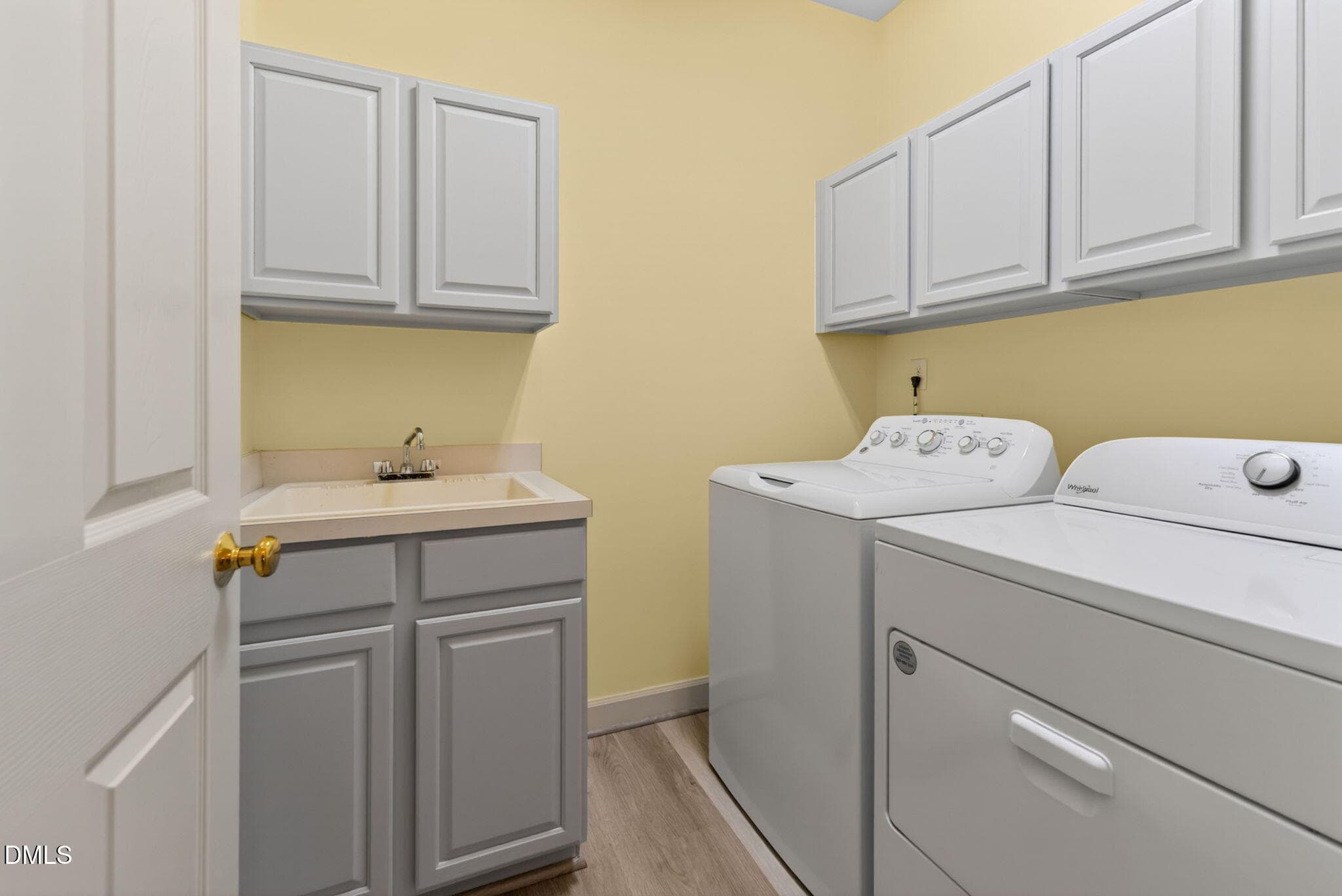 Laundry - 101 Greygate Place, Cary, NC 27518, Cary