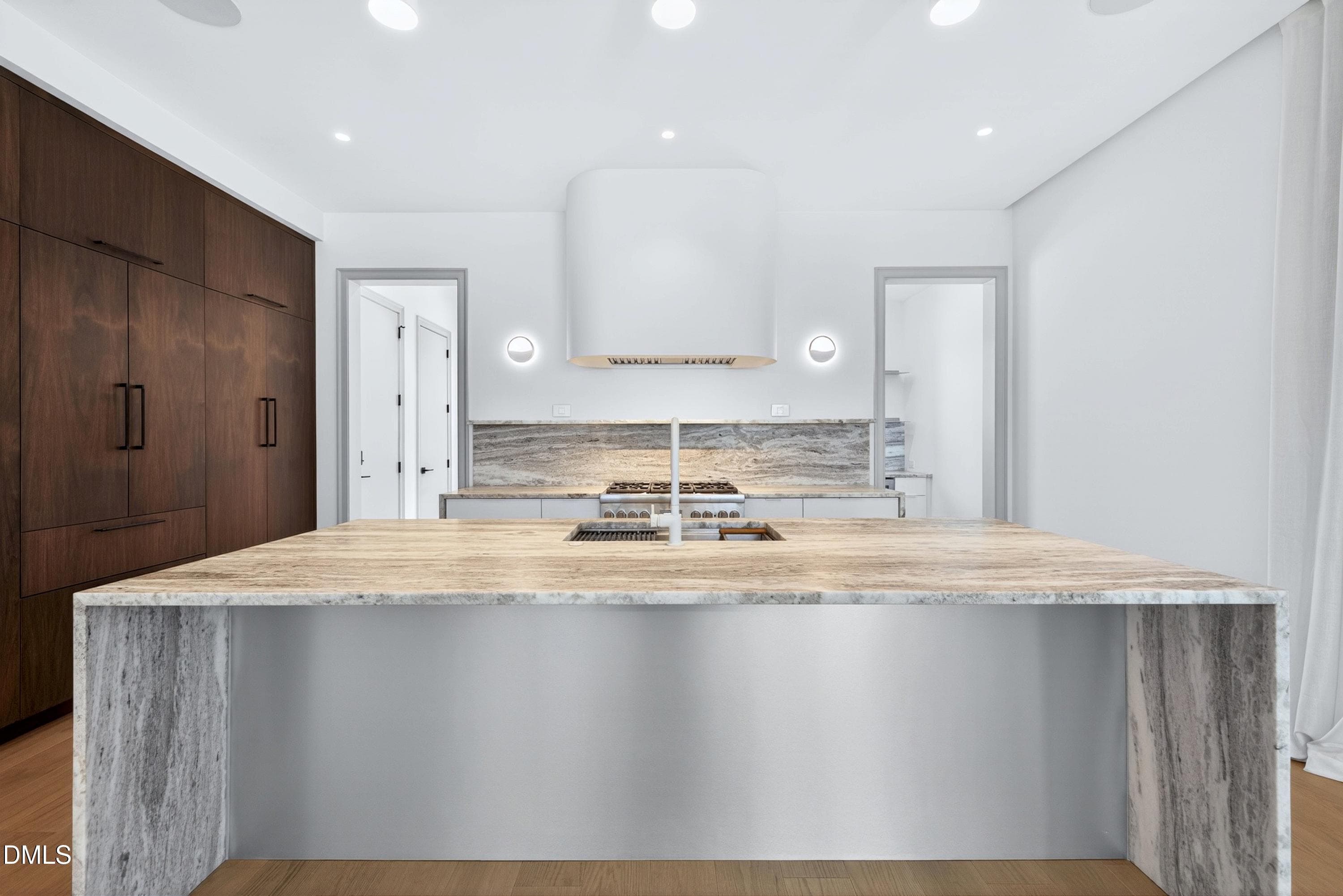 _B5A3020-3000 - 838 Woodburn Road, Raleigh, NC 27605, Raleigh