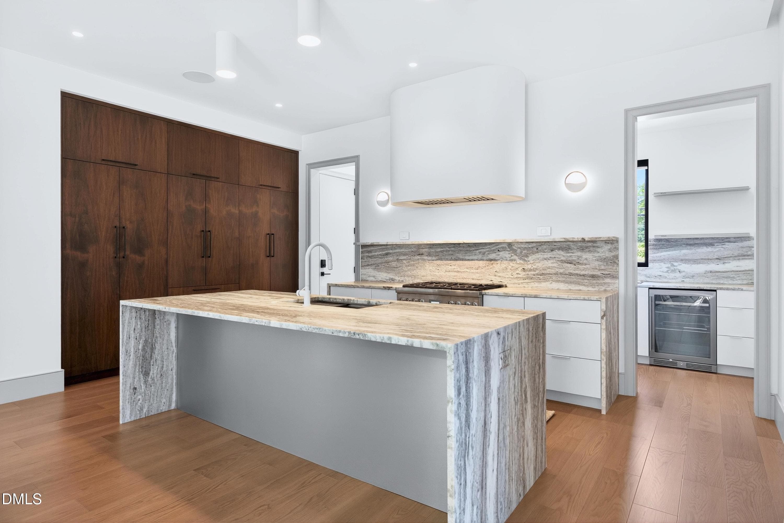 _B5A3021-3000 - 838 Woodburn Road, Raleigh, NC 27605, Raleigh