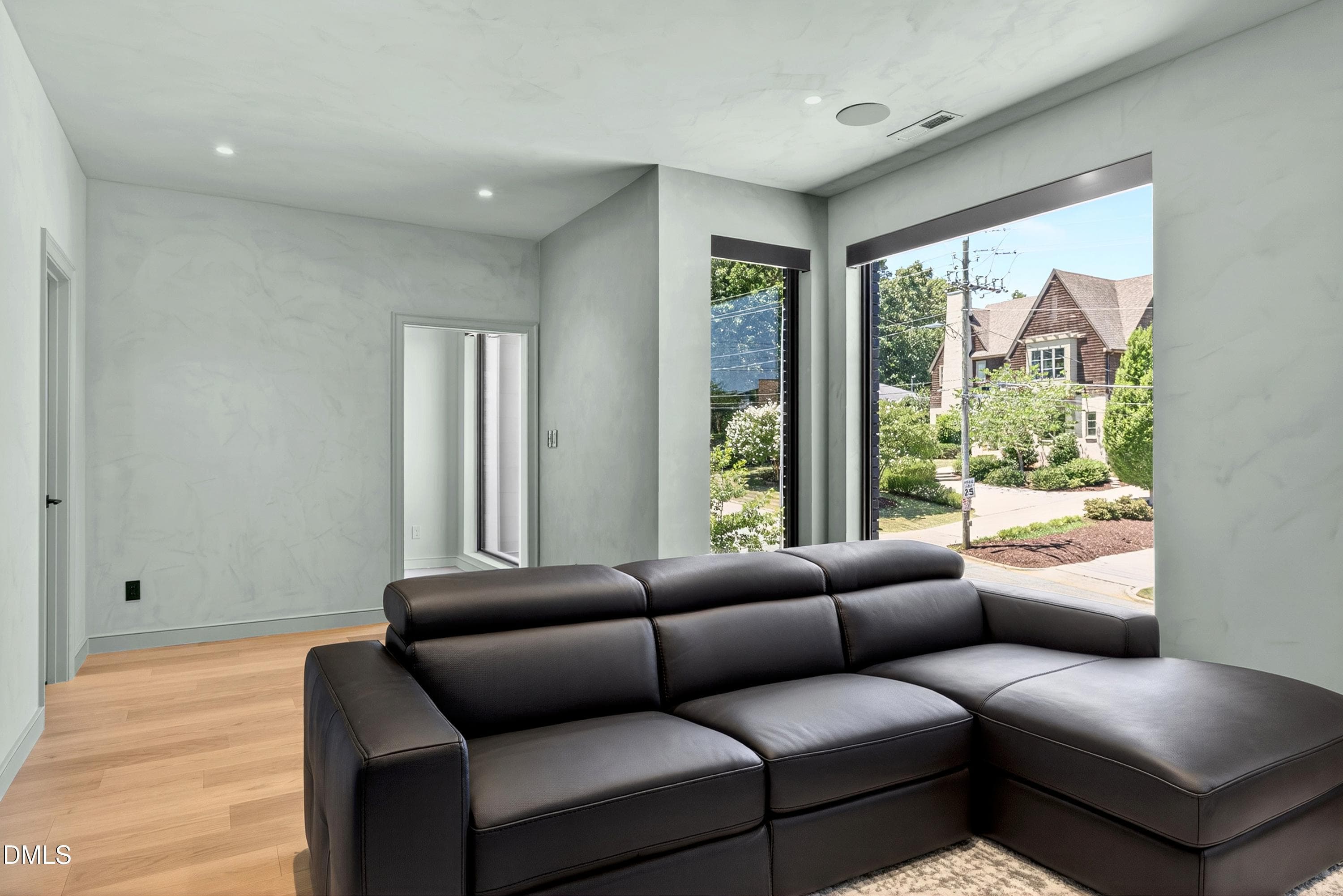 _B5A3104-3000 - 838 Woodburn Road, Raleigh, NC 27605, Raleigh