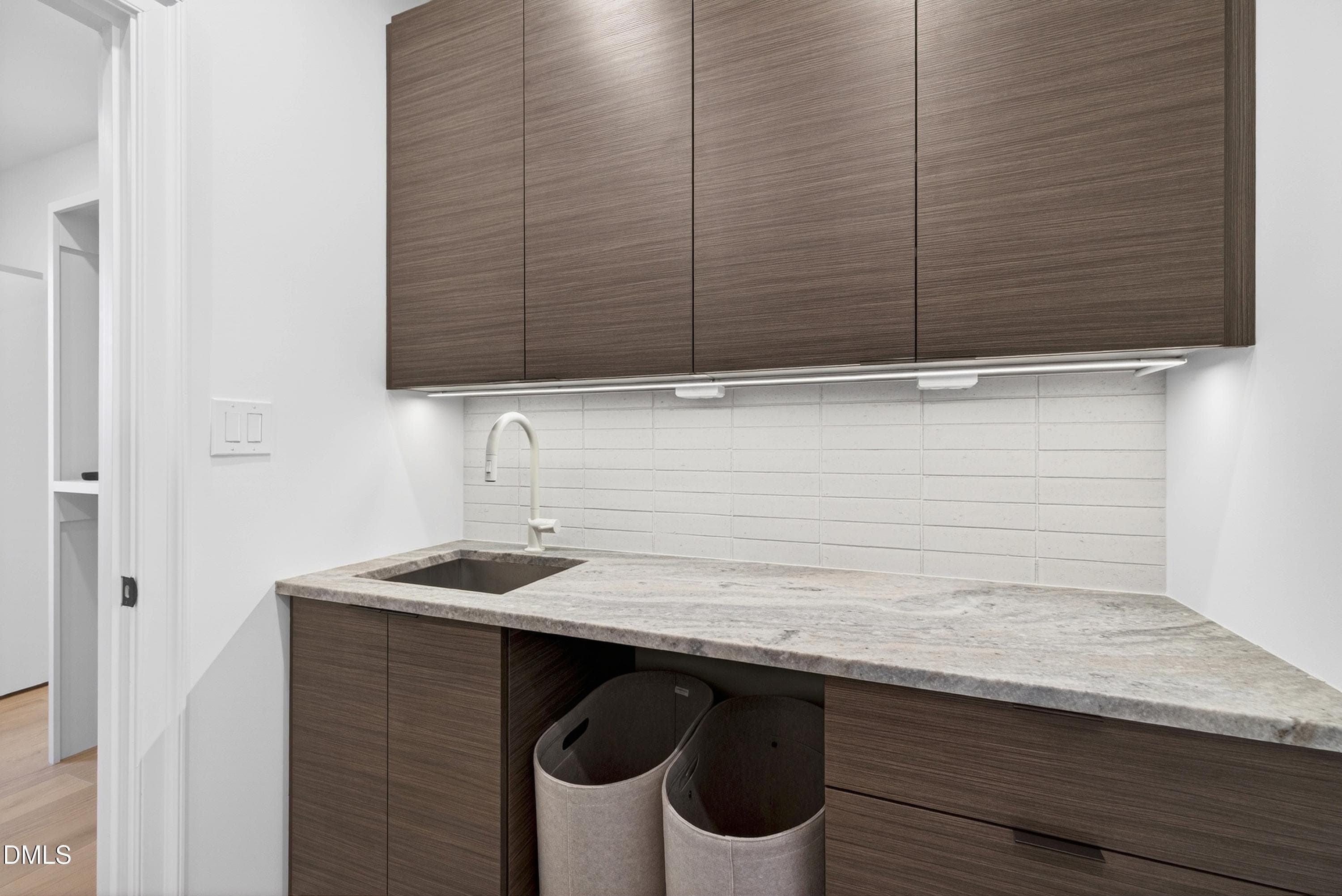 _B5A3175-3000 - 838 Woodburn Road, Raleigh, NC 27605, Raleigh