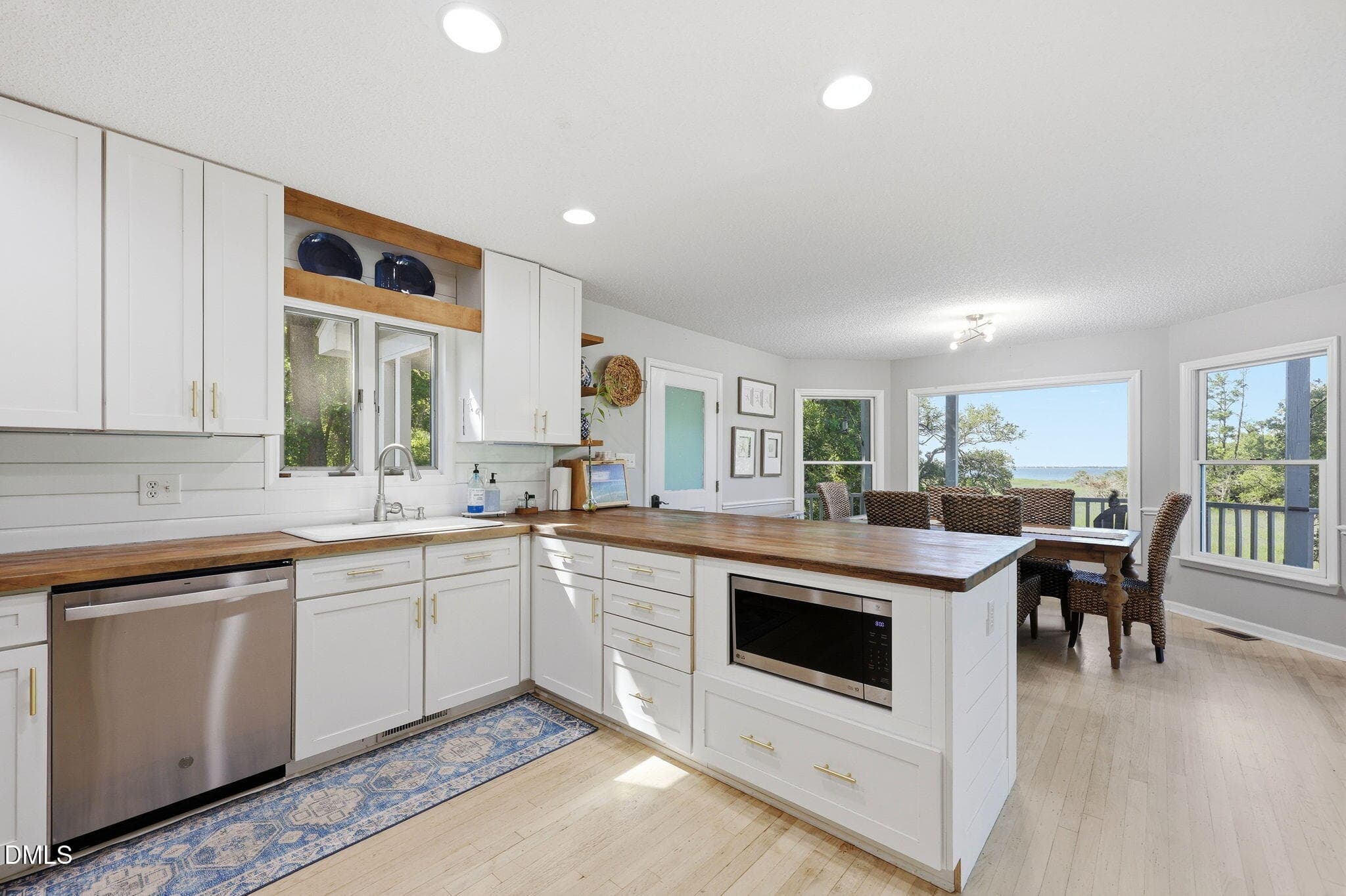 Kitchen - 174 Windy Point Road, Beaufort, NC 28516