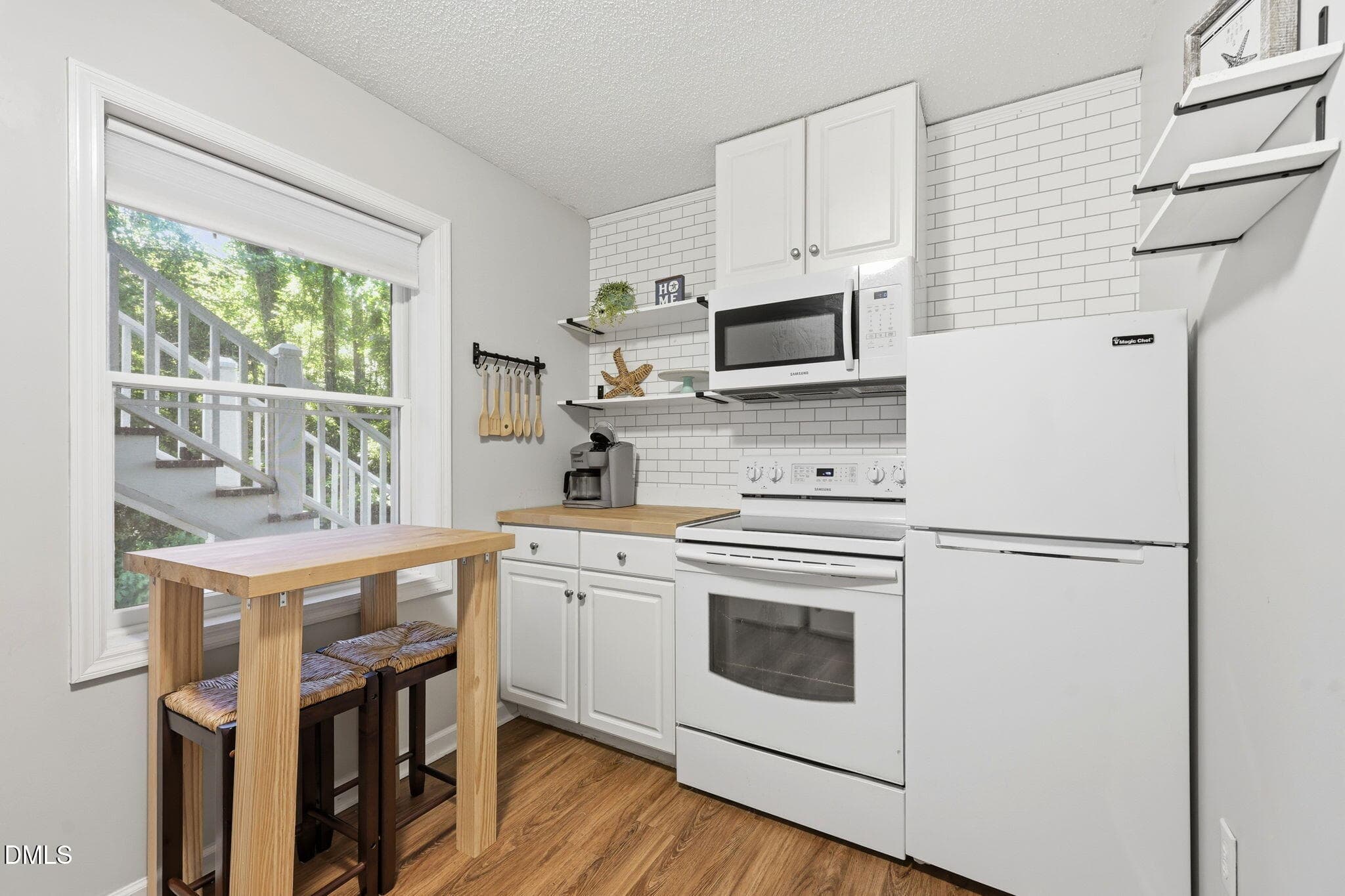 Ground Floor Kitchen - 174 Windy Point Road, Beaufort, NC 28516