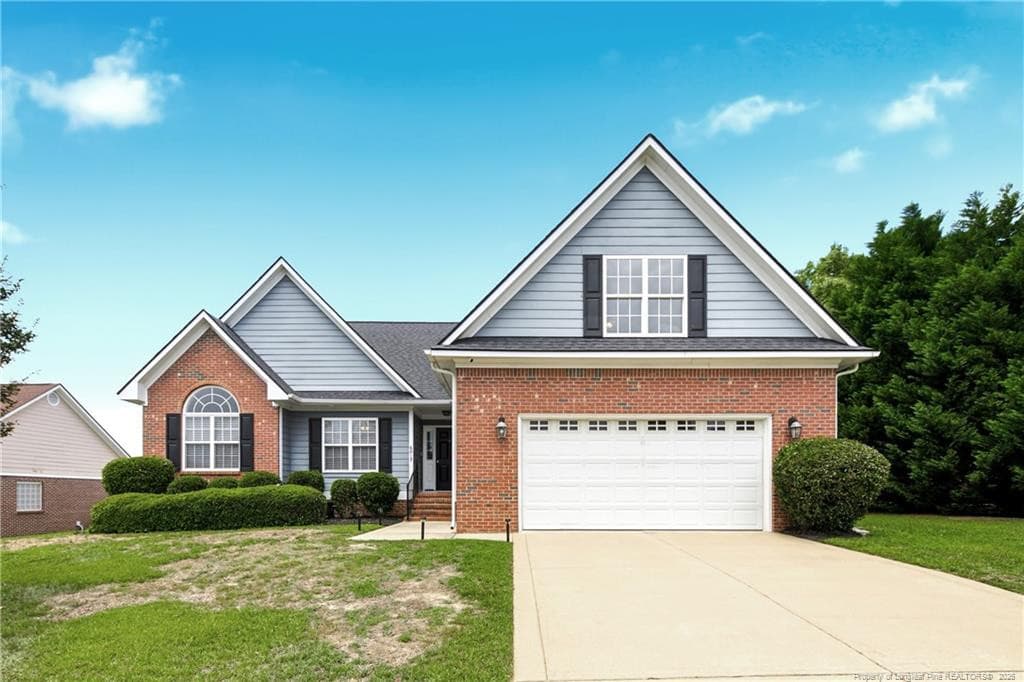 6012 Goldenrain Drive, Fayetteville, NC 28314