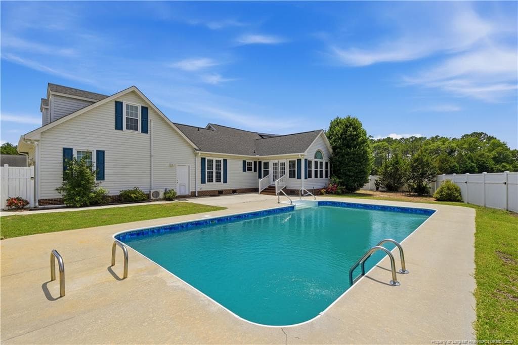 Photo 6 - 44 Oak Hill Drive, Dunn, NC 28334