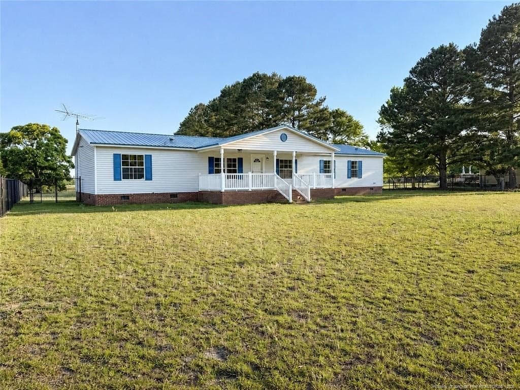 Photo 4 - 3460 Sunnydale Drive, Fayetteville, NC 28312, Fayetteville