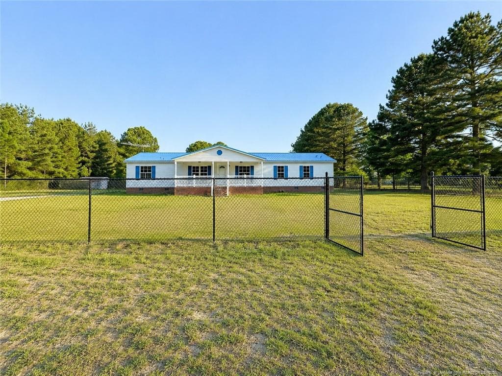 Photo 8 - 3460 Sunnydale Drive, Fayetteville, NC 28312, Fayetteville